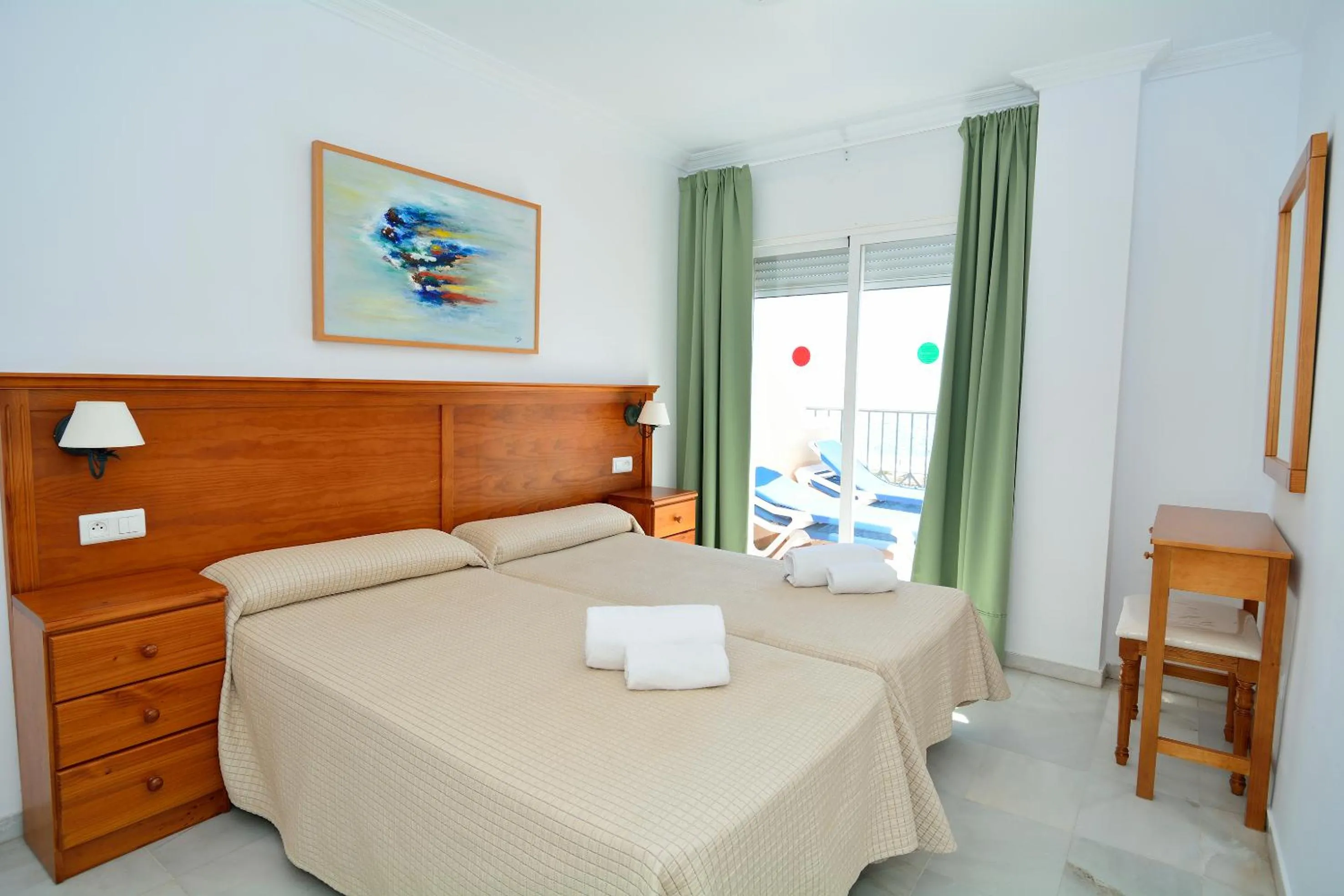 Bed in Apartamentos HC Burriana Playa