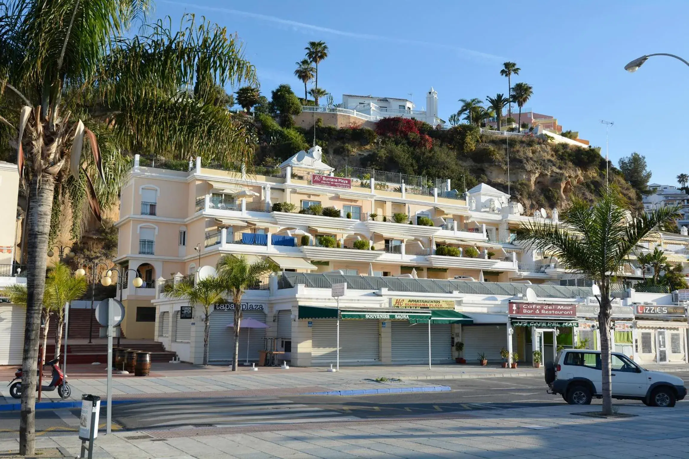 Property building in Apartamentos HC Burriana Playa Property building in Apartamentos HC Burriana Playa