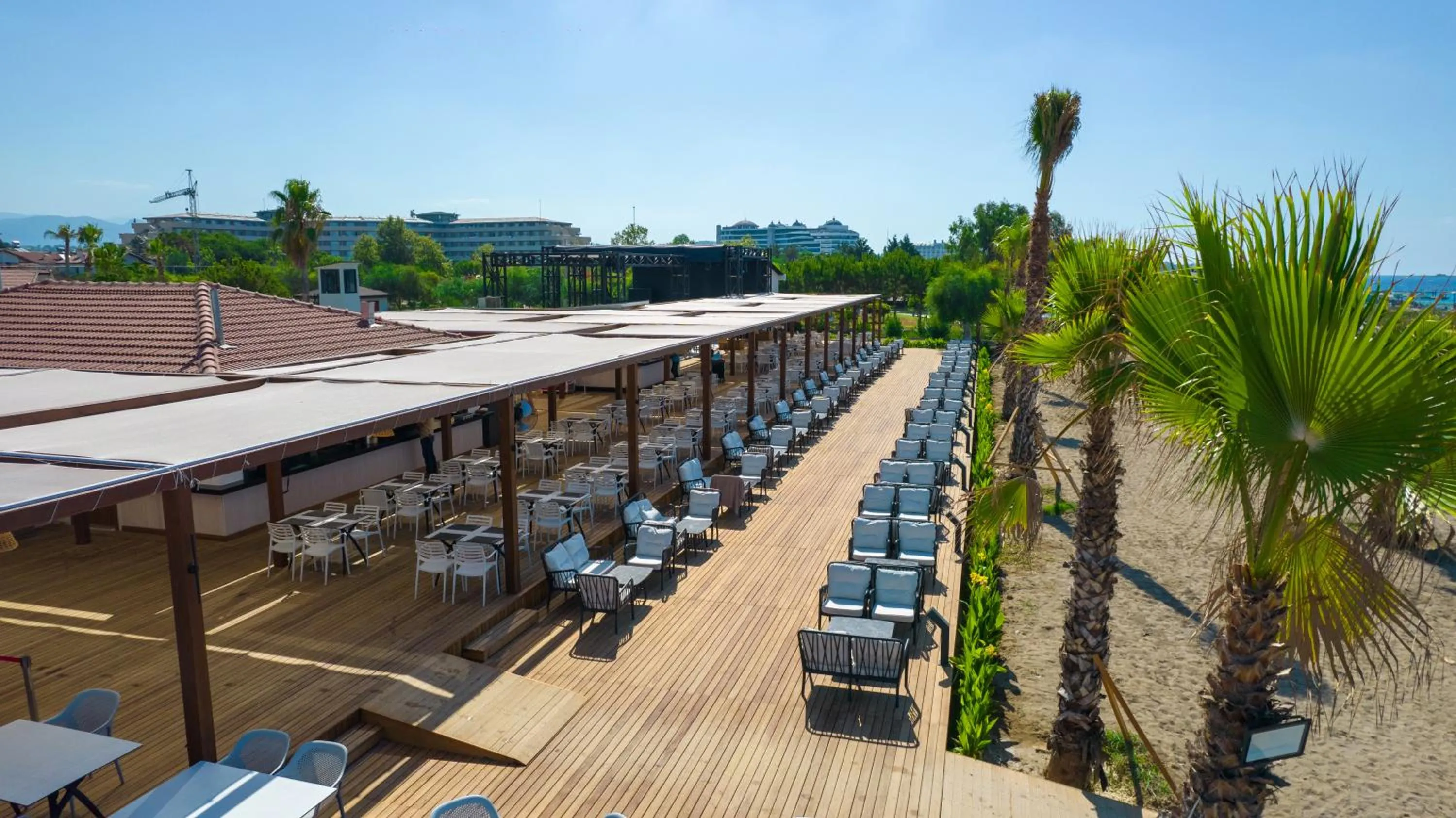 Patio in La Benata Beach Hotel