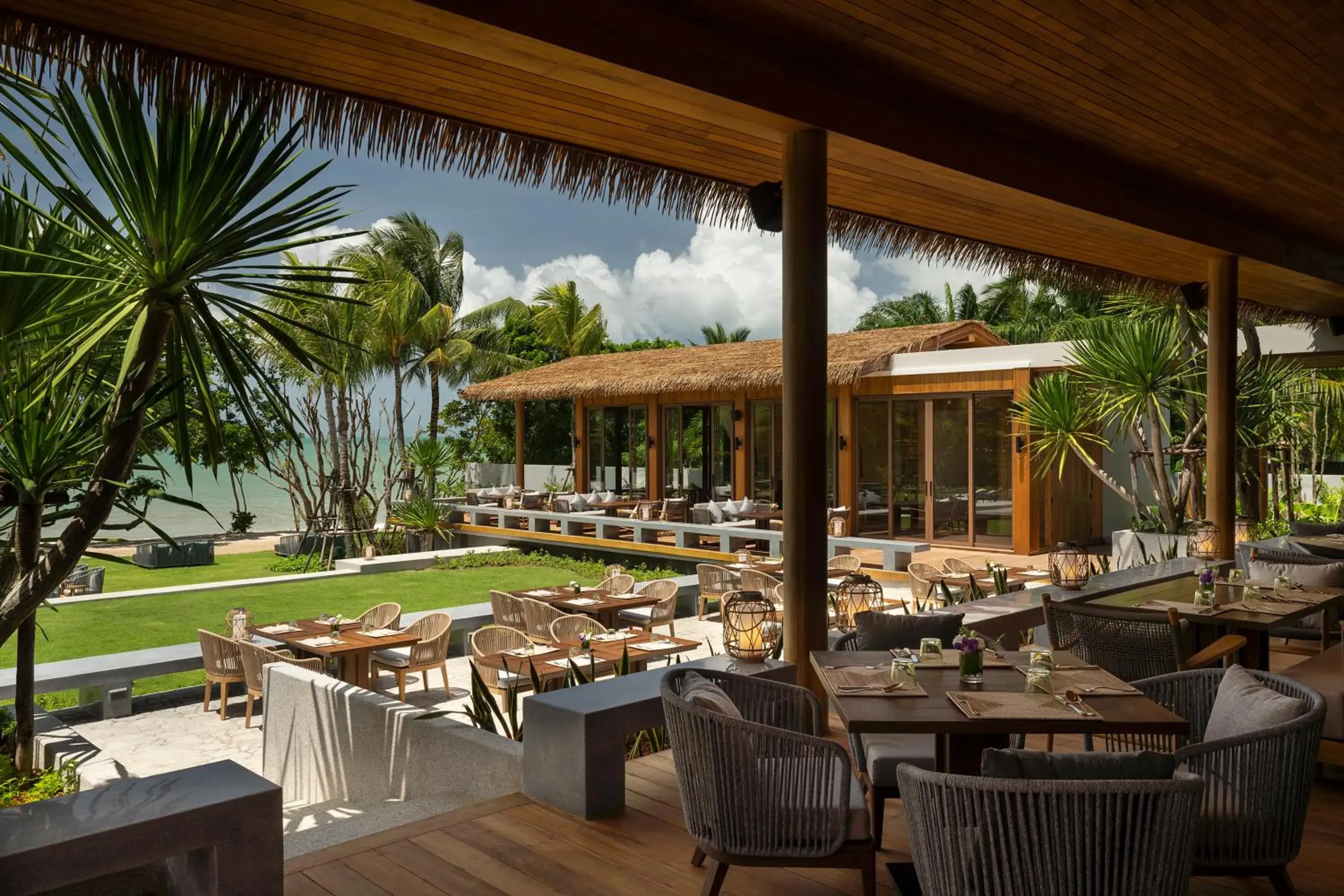 Restaurant/places to eat in Anantara Koh Yao Yai Resort & Villas Restaurant/places to eat in Anantara Koh Yao Yai Resort & Villas