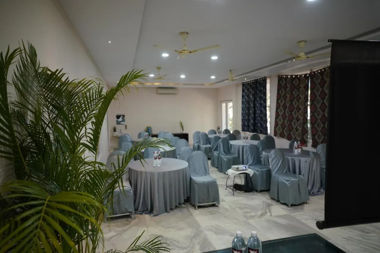 Farm Stay Resort - Shamirpet, Hyderabad