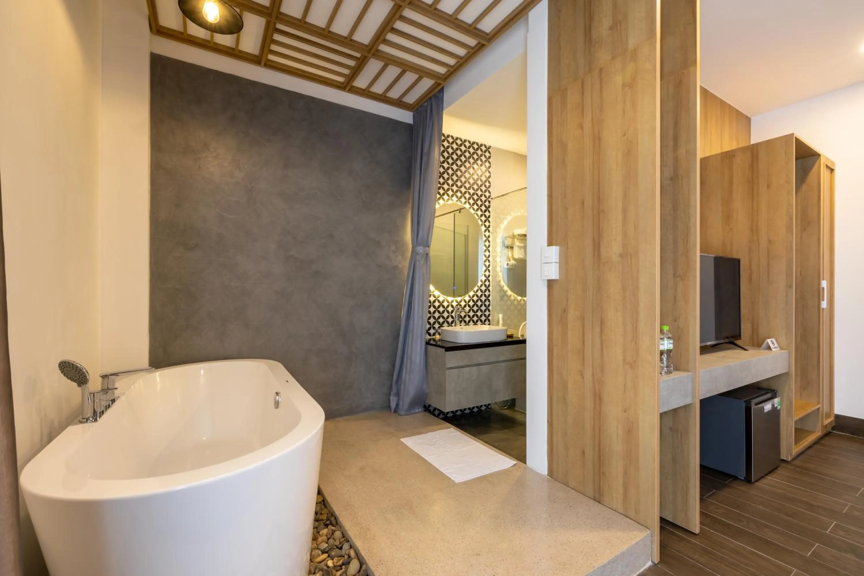 Shower in Moon Sun Boutique Villa Hotel