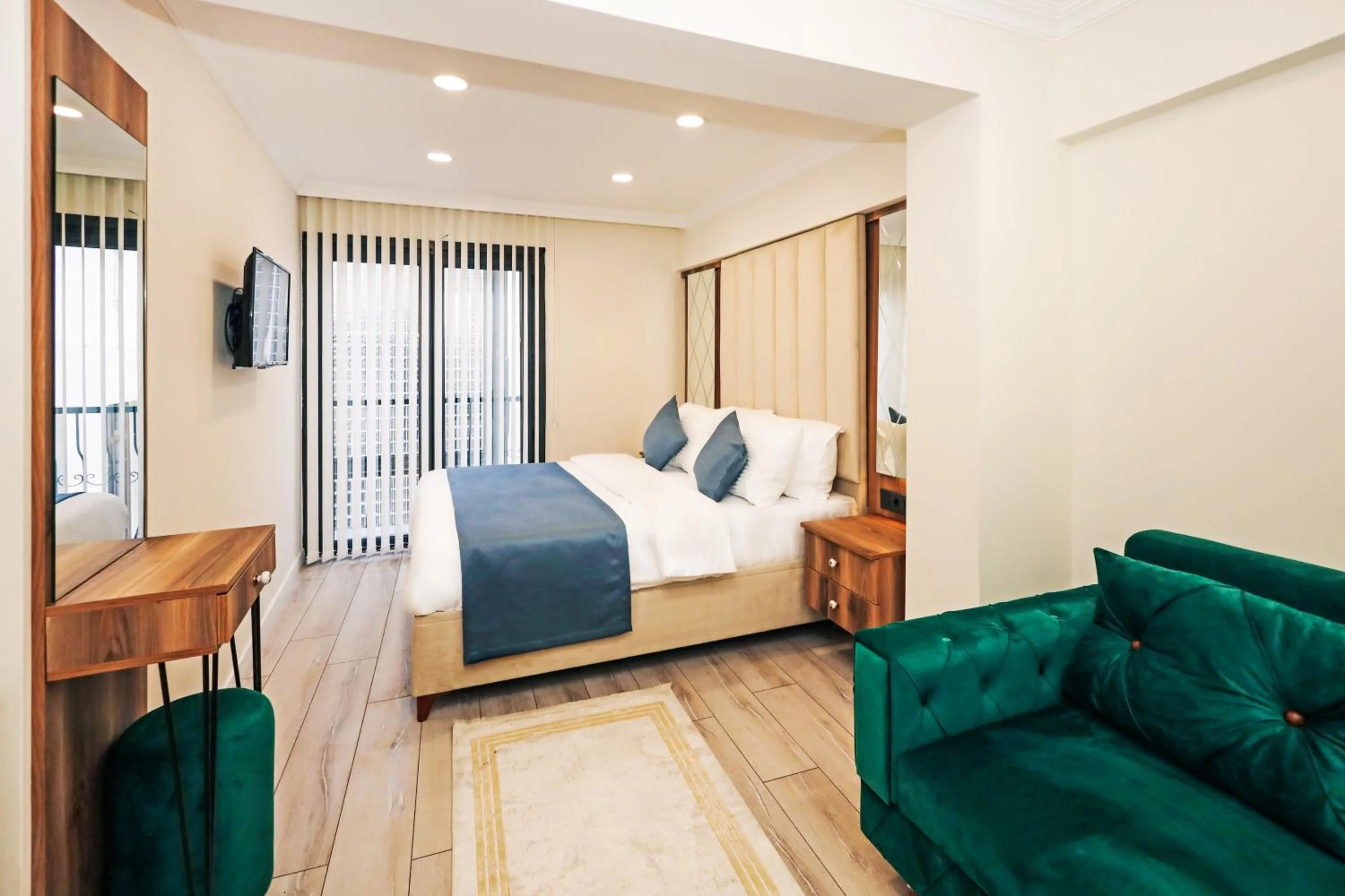 Photo of the whole room, Bed in Galata Master Hotel