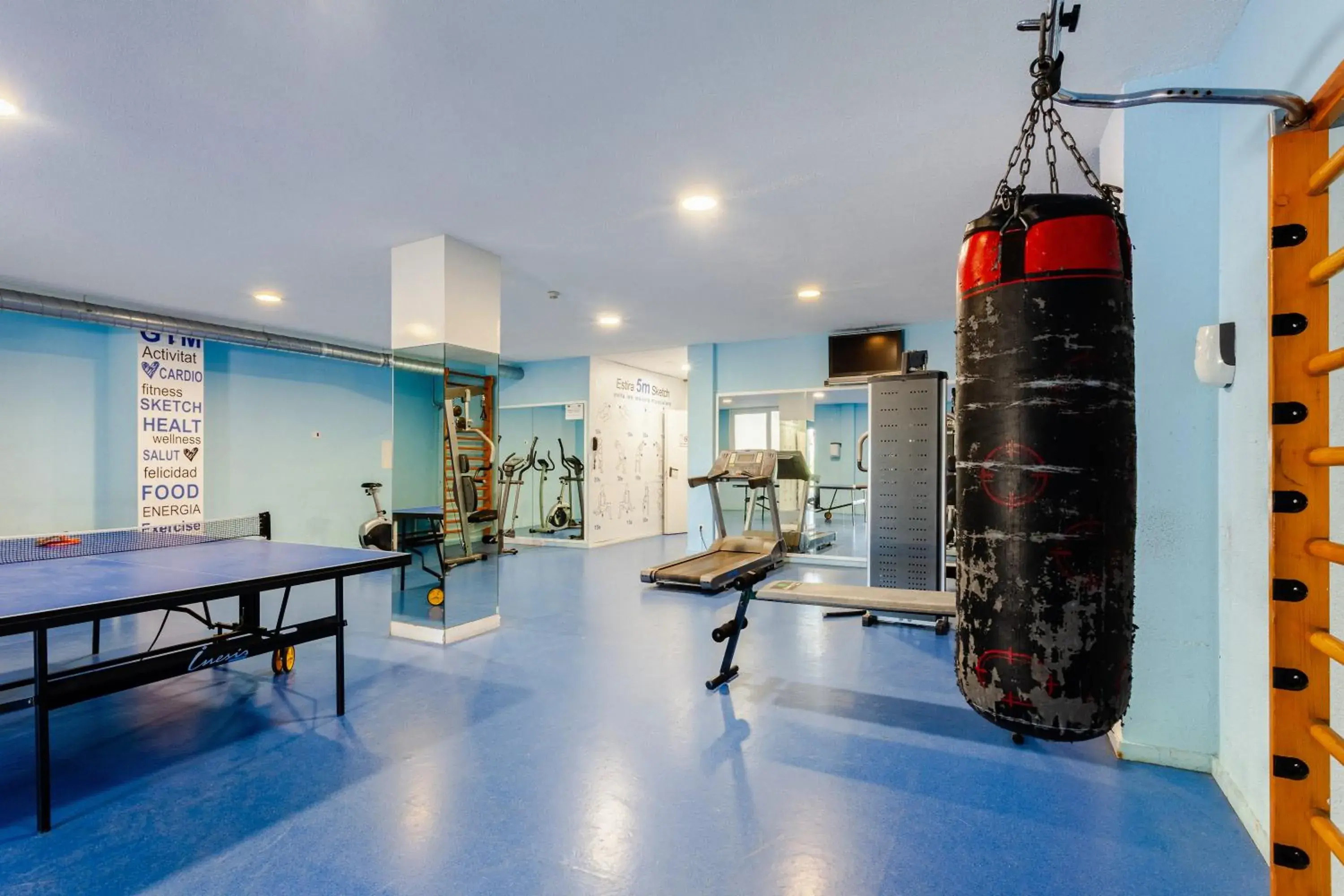 Fitness centre/facilities in Checkin Montserrat Fitness centre/facilities in Checkin Montserrat