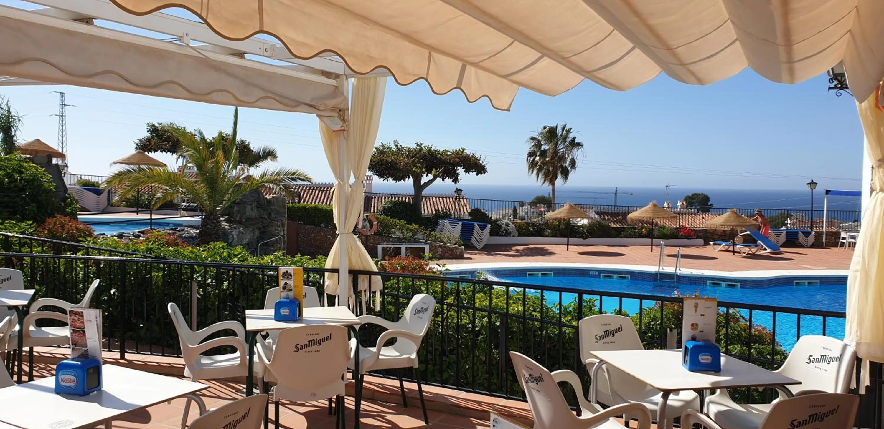 Restaurant/places to eat in El Capistrano Sur