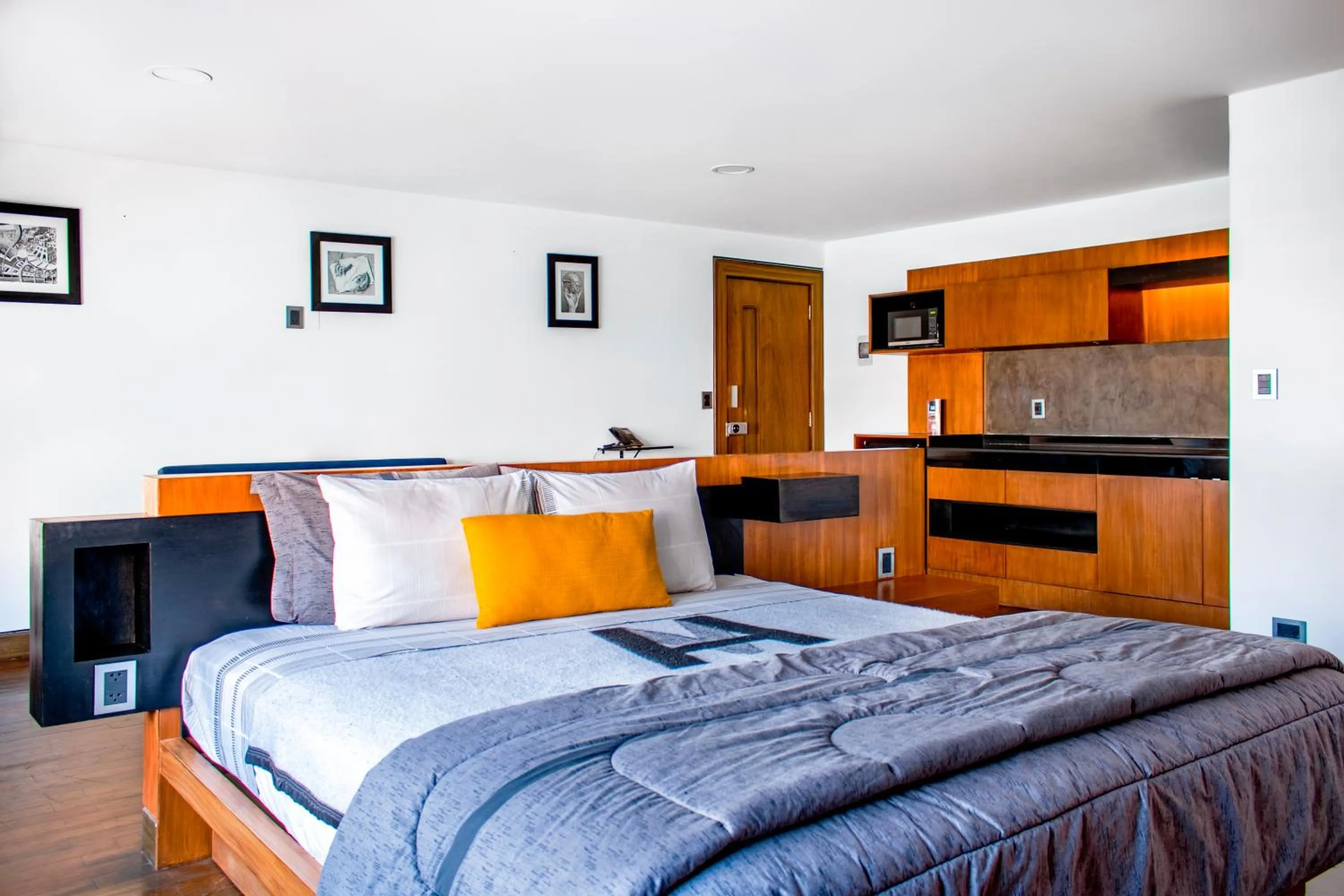 Bedroom, Bed in Madero Hotel & Suites