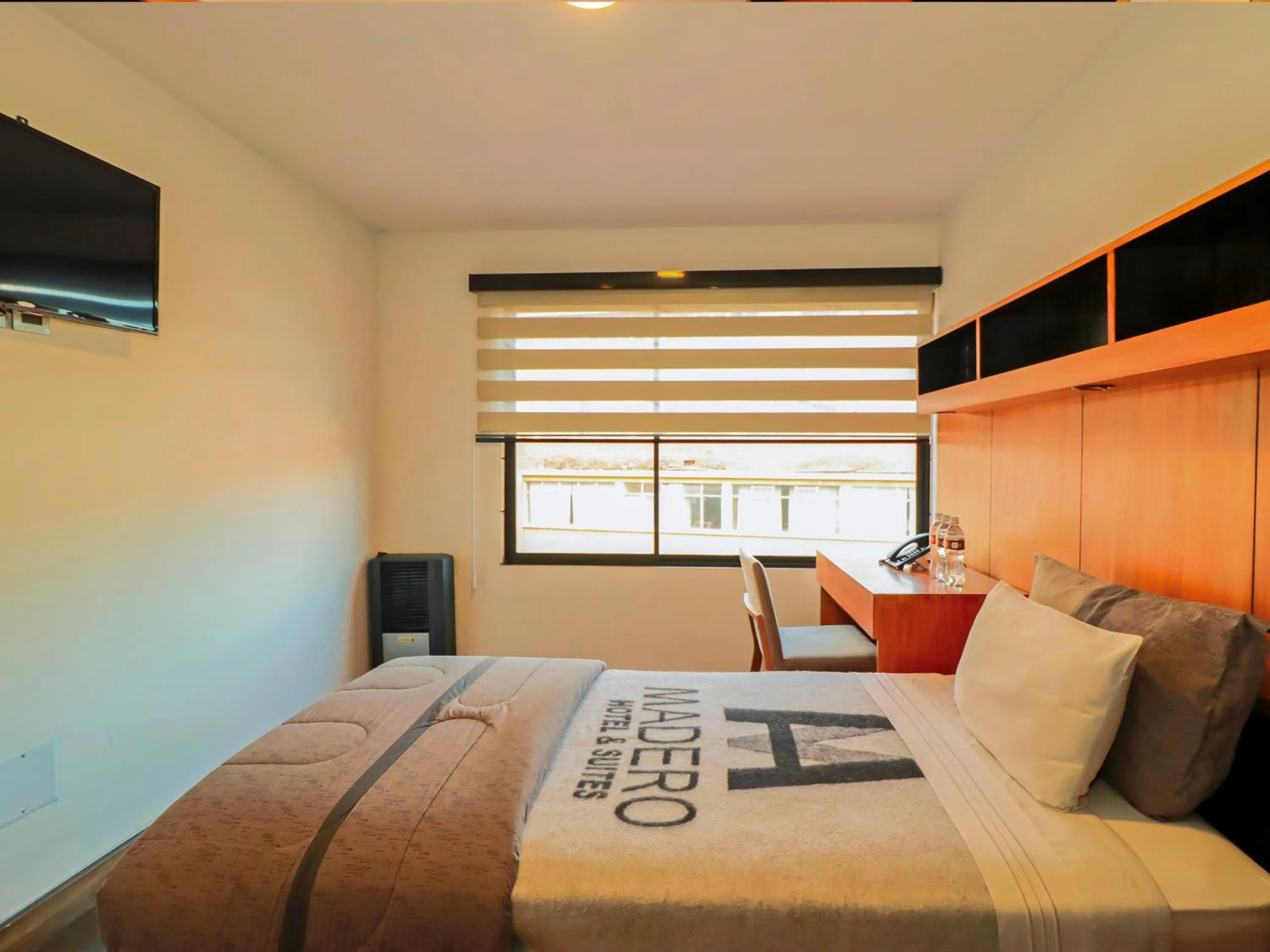 Bedroom, Bed in Madero Hotel & Suites