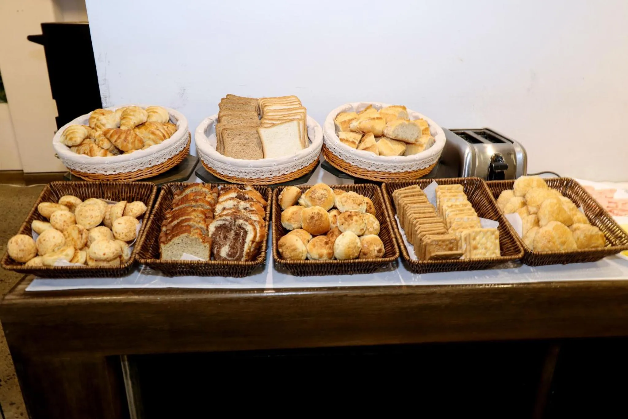 Buffet breakfast in Madero Hotel & Suites