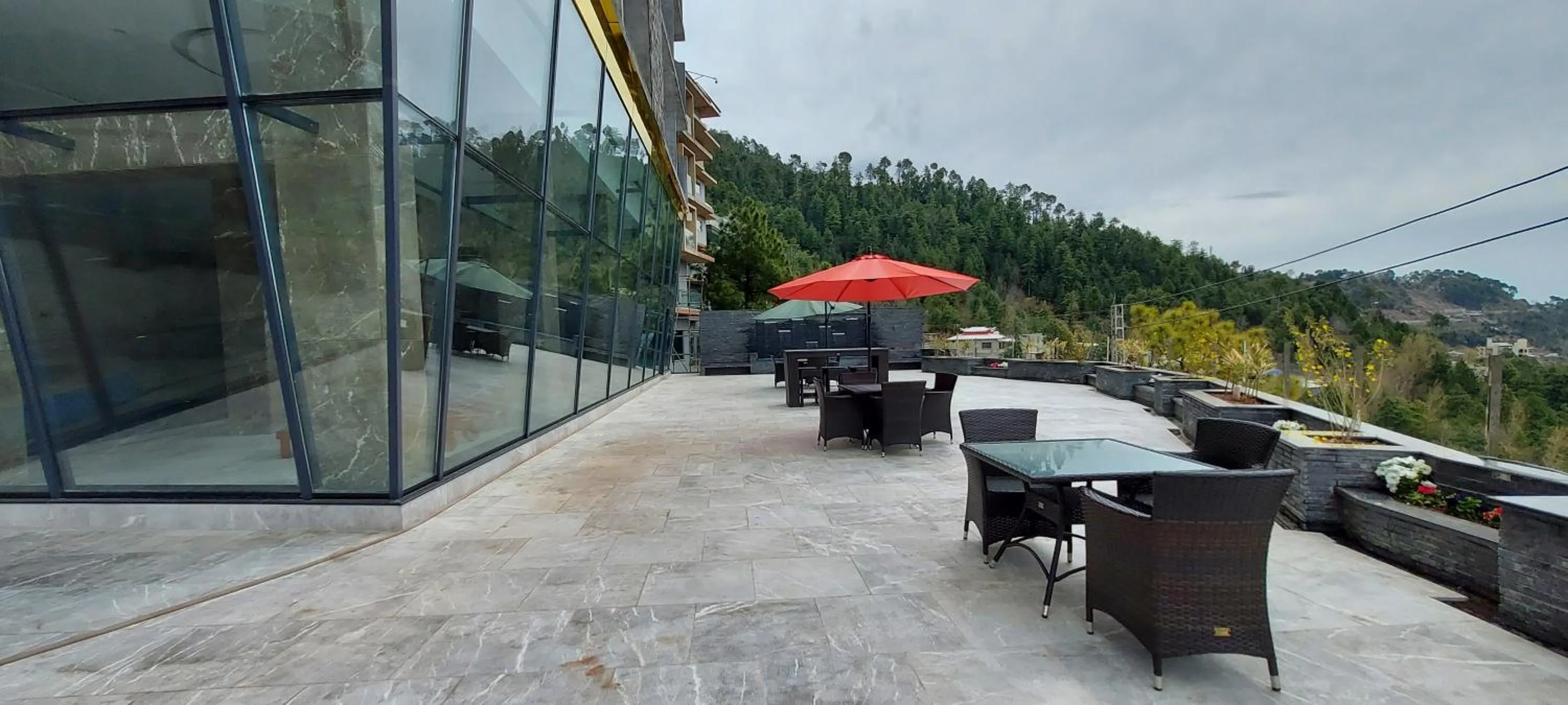 Swimming pool in Ramada by Wyndham Murree Lower Topa Resort