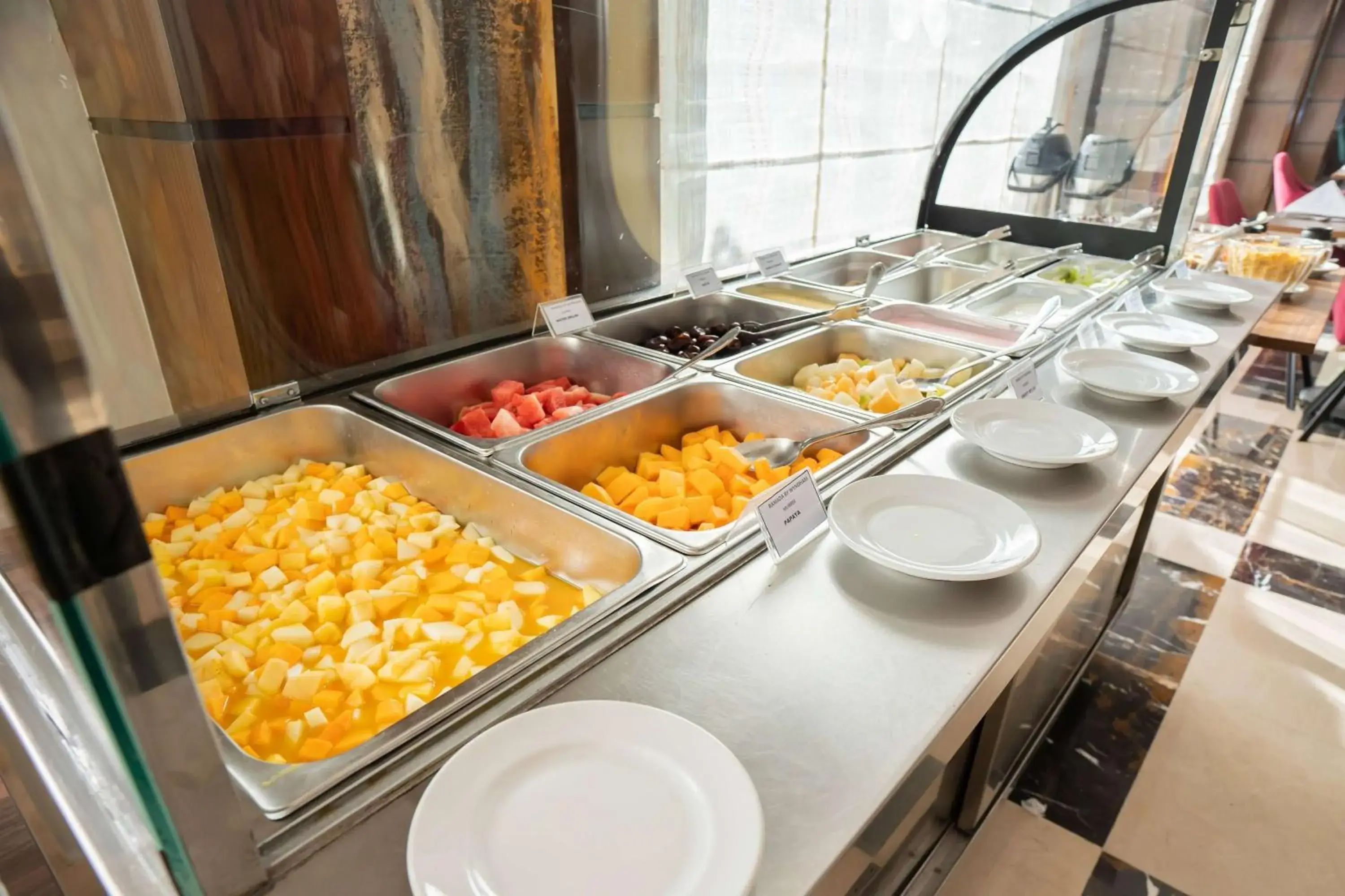 Restaurant/places to eat in Ramada by Wyndham Murree Lower Topa Resort Restaurant/places to eat in Ramada by Wyndham Murree Lower Topa Resort