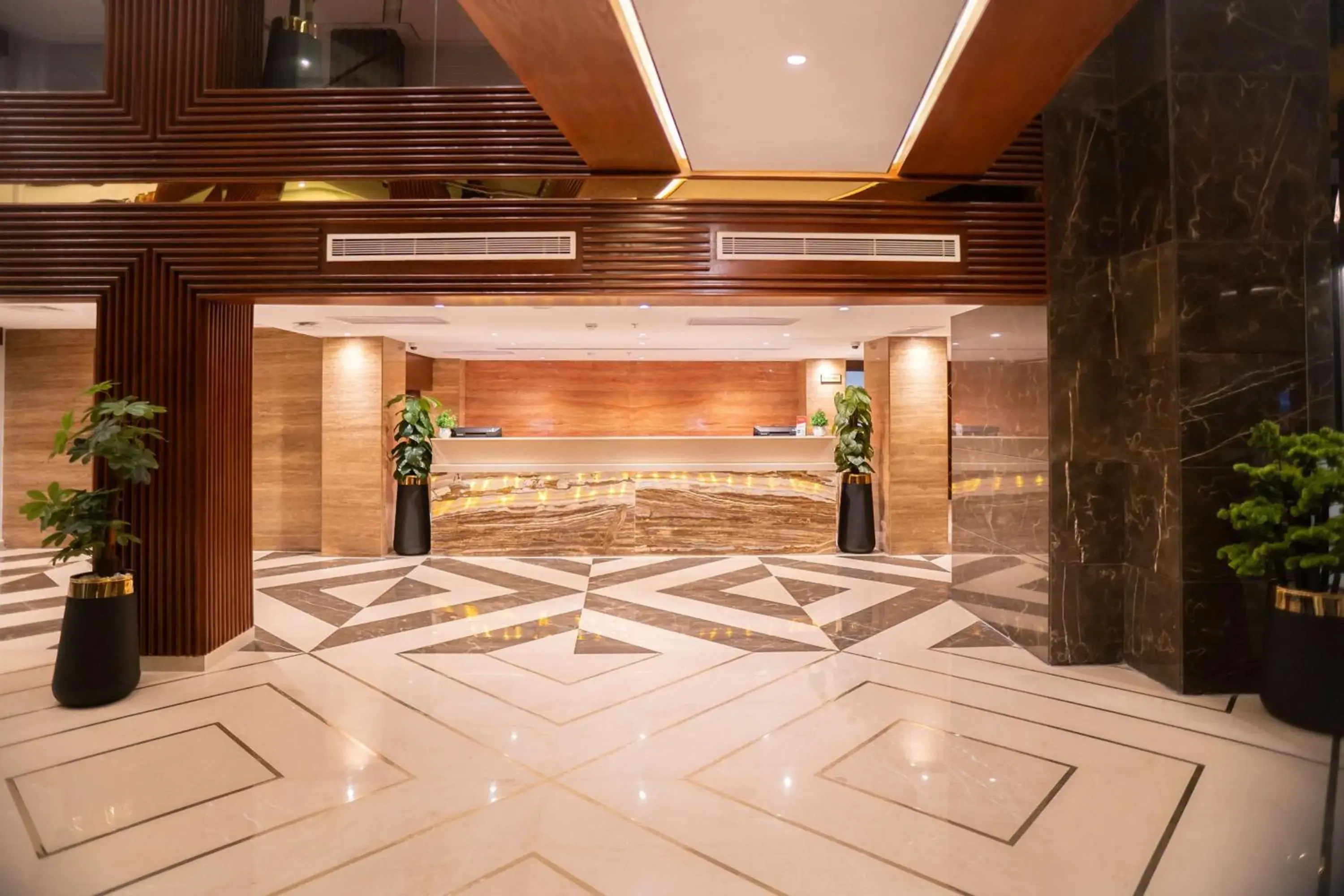 Lobby or reception in Ramada by Wyndham Murree Lower Topa Resort Lobby or reception in Ramada by Wyndham Murree Lower Topa Resort