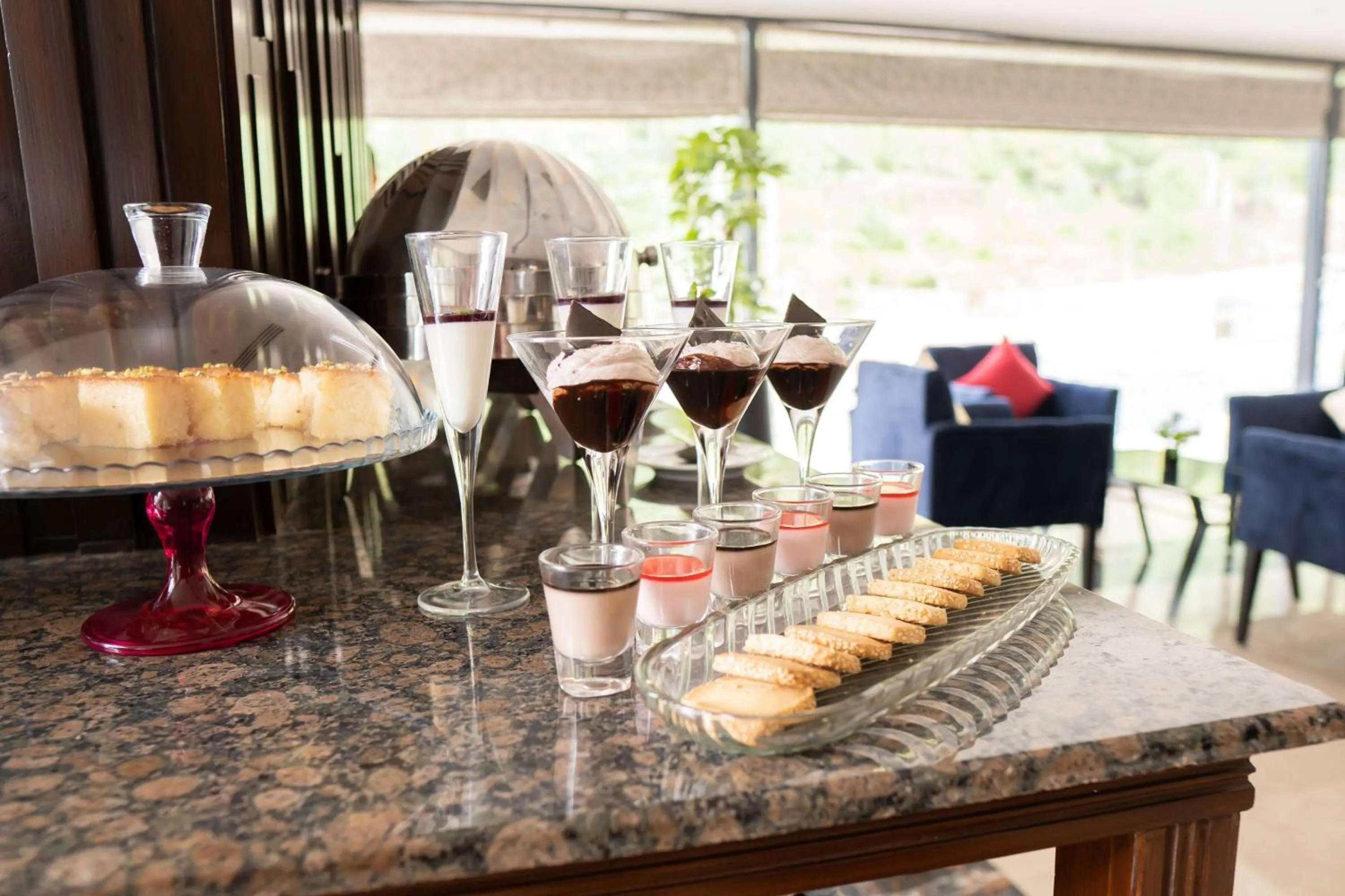 Lounge or bar in Ramada by Wyndham Murree Lower Topa Resort