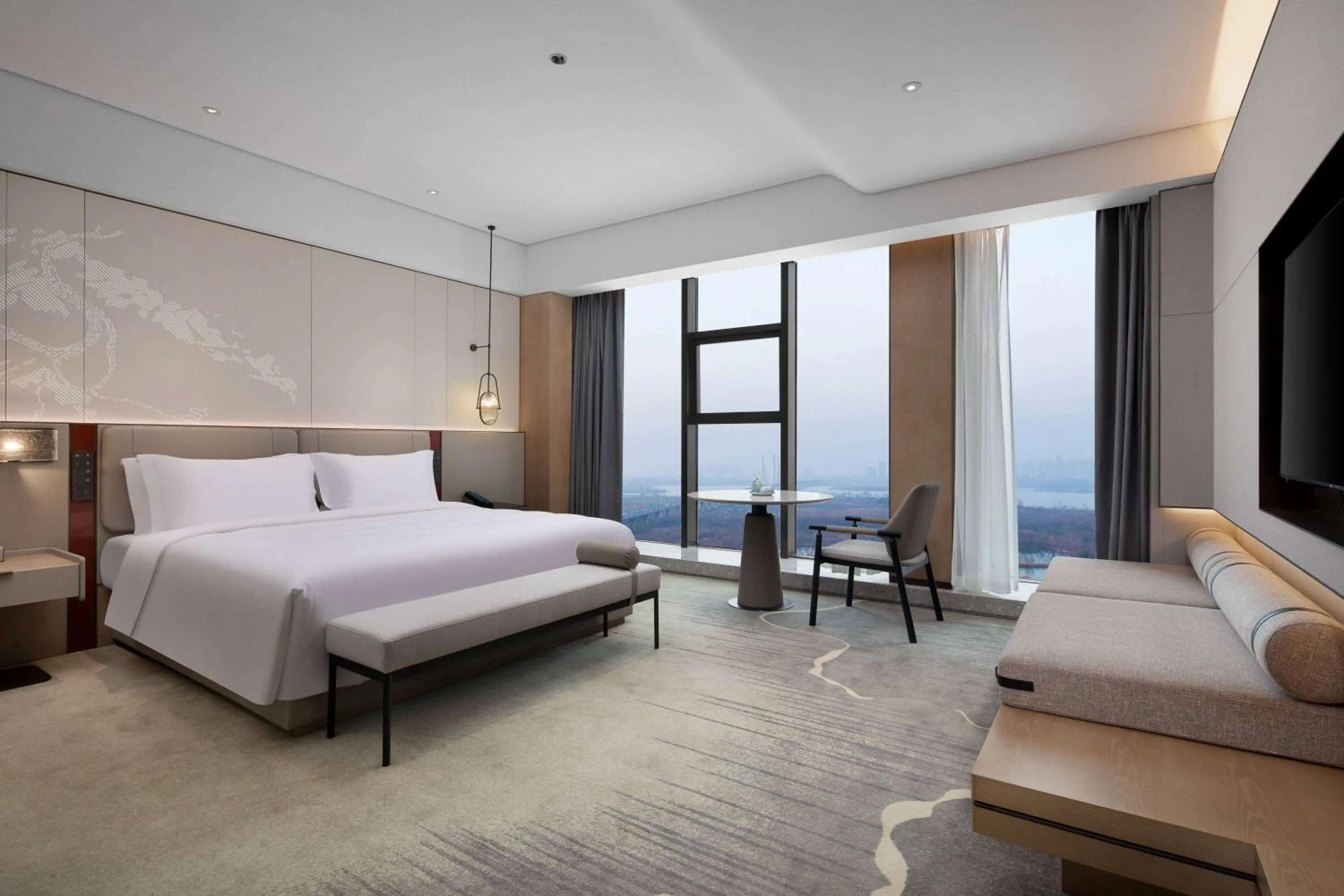 Photo of the whole room, Bed in Ramada By Wyndham Xiangyang Xiangcheng