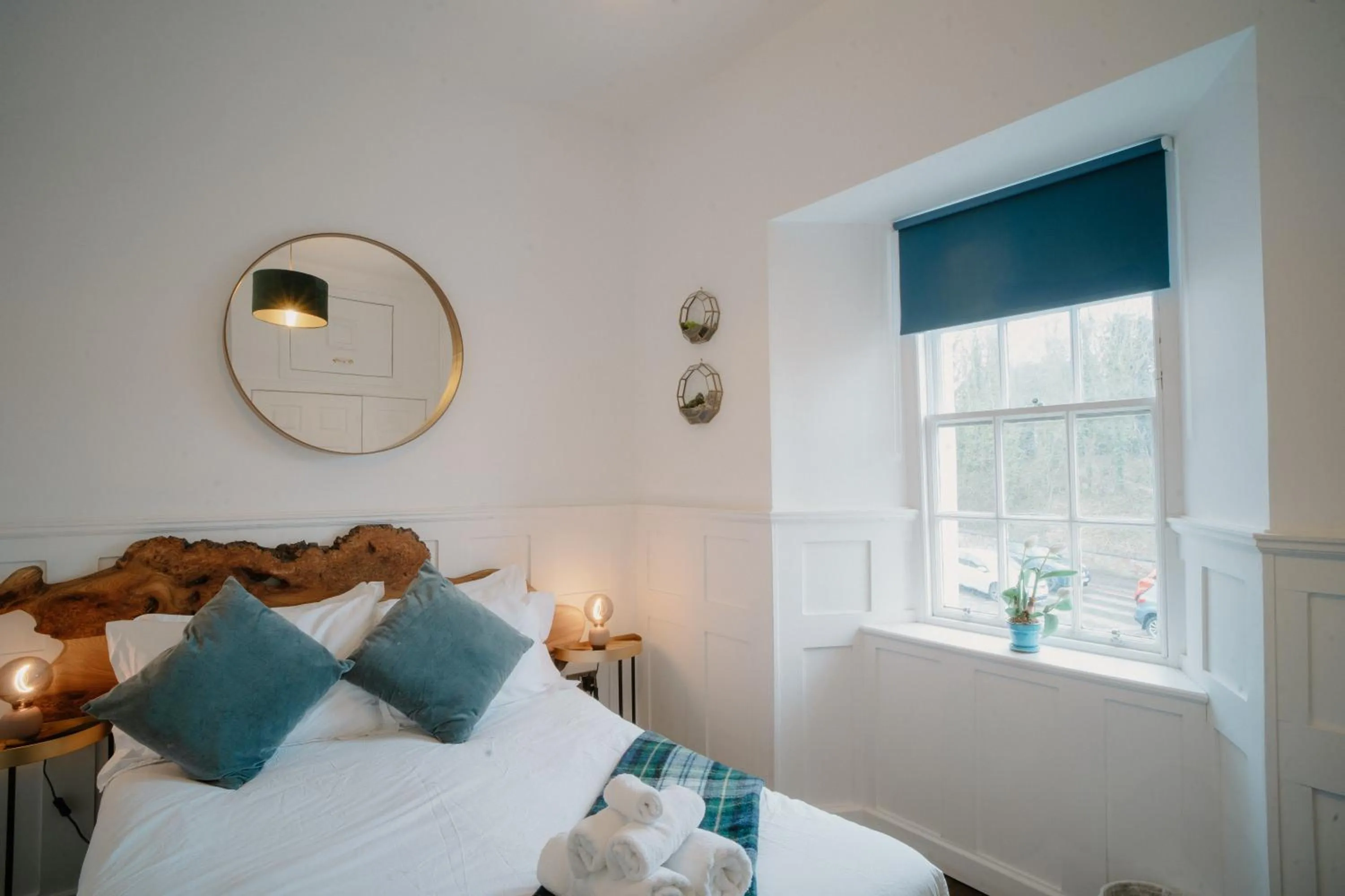 Bed in Slateford House 1770 Luxury Aparthotel by The House of Danu