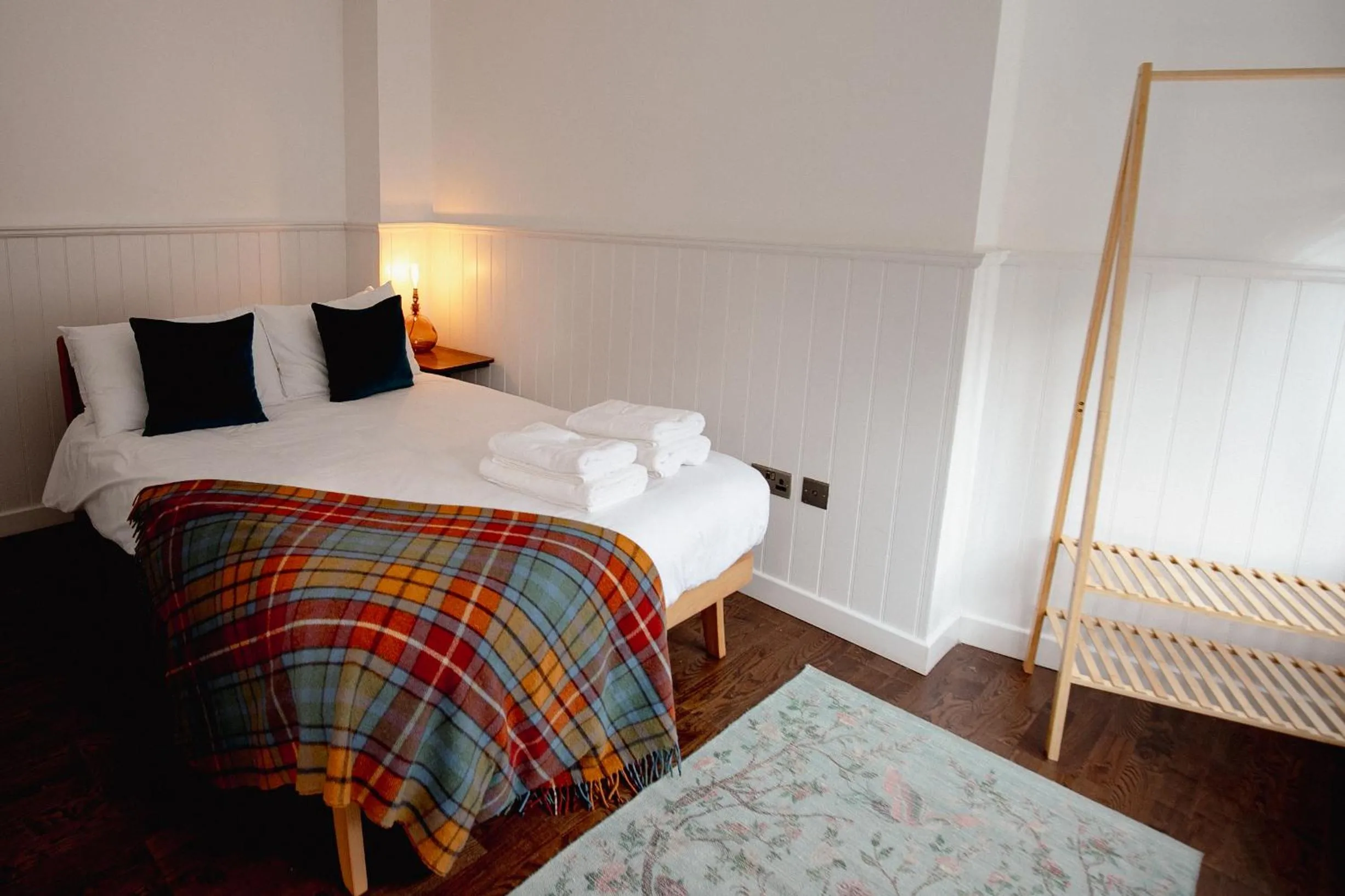 Bedroom, Bed in Slateford House 1770 Luxury Aparthotel by The House of Danu