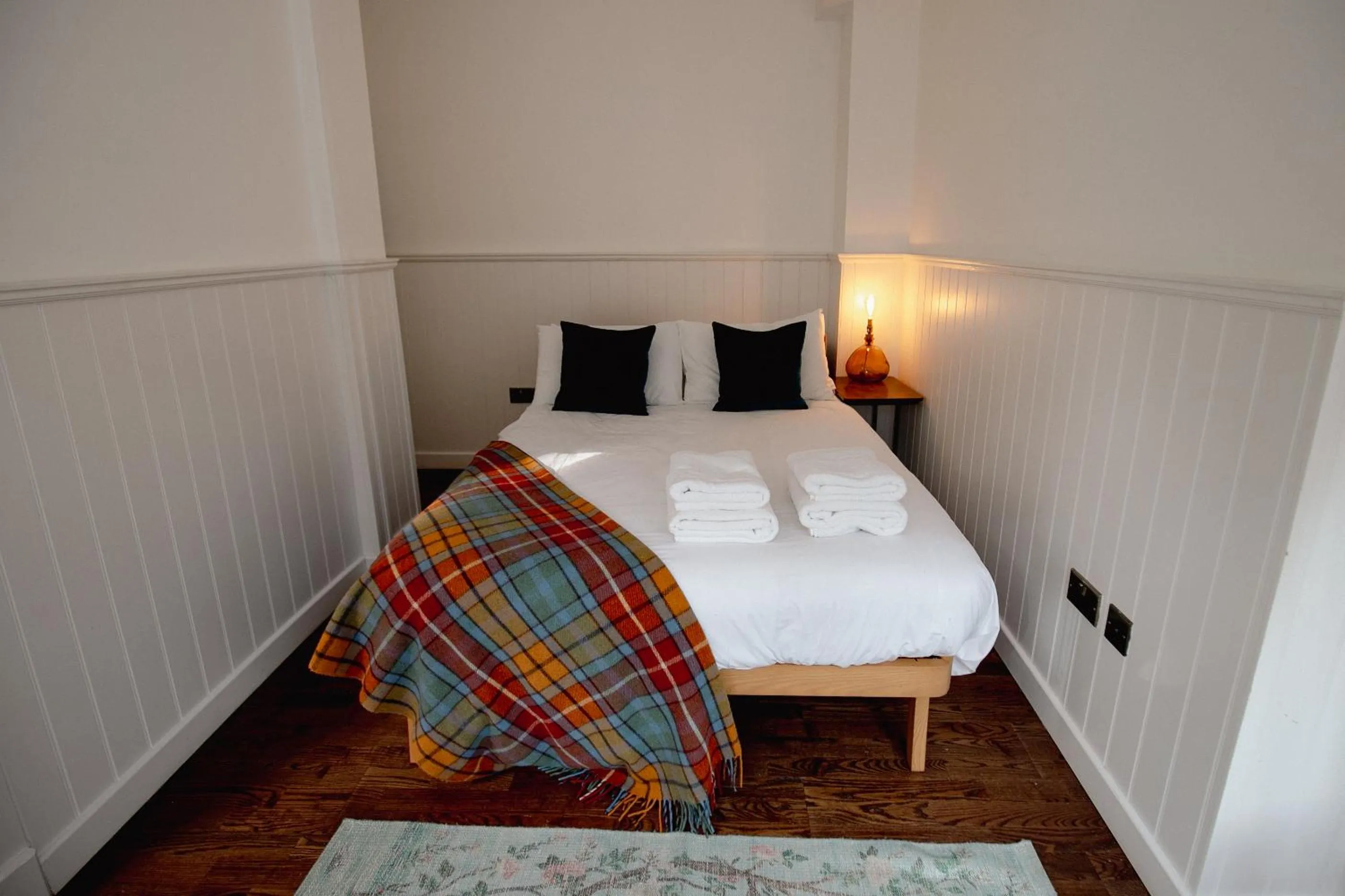 Bed in Slateford House 1770 Luxury Aparthotel by The House of Danu