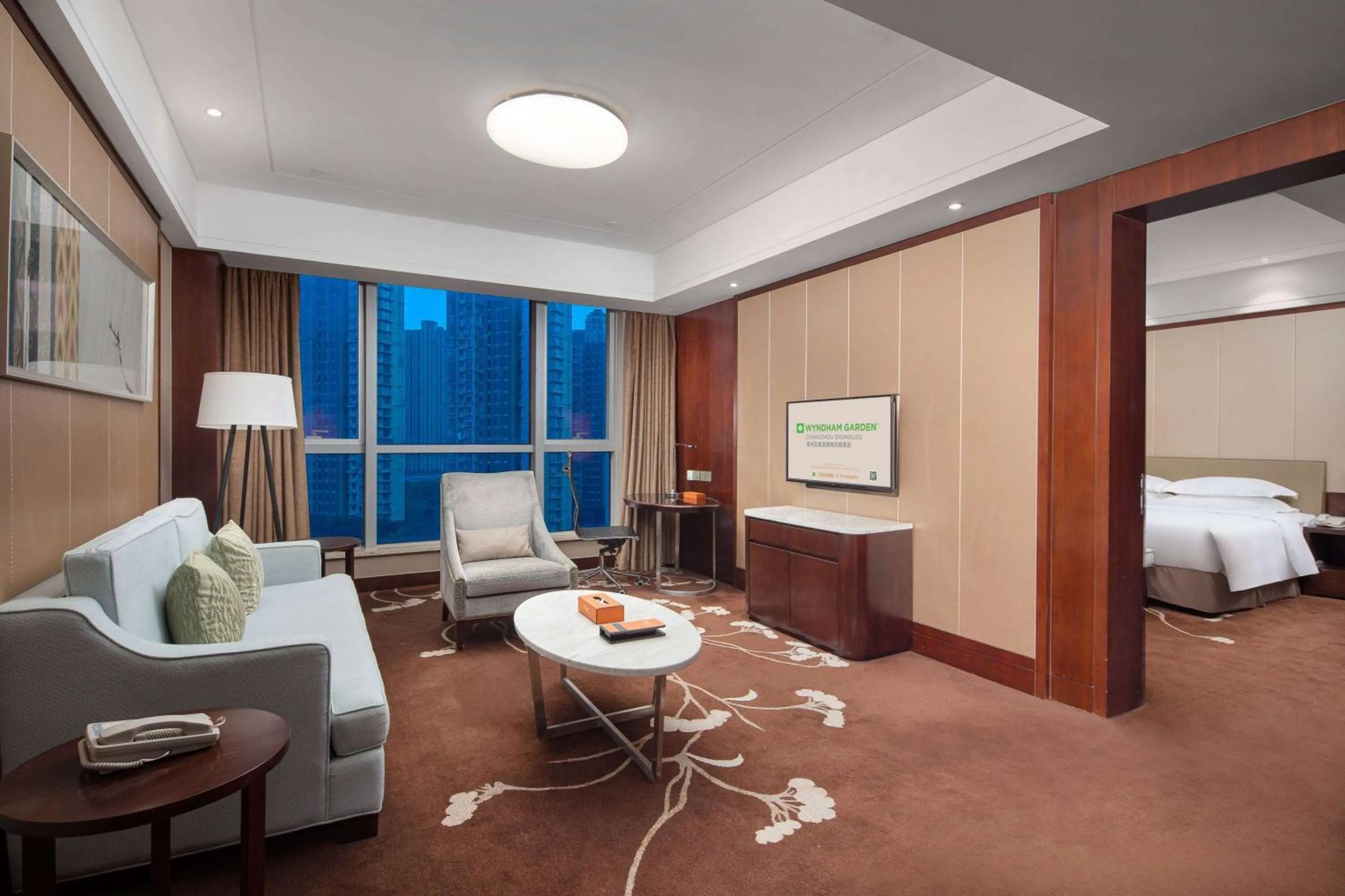 Photo of the whole room, Bed in Wyndham Garden Changzhou Zhonglou