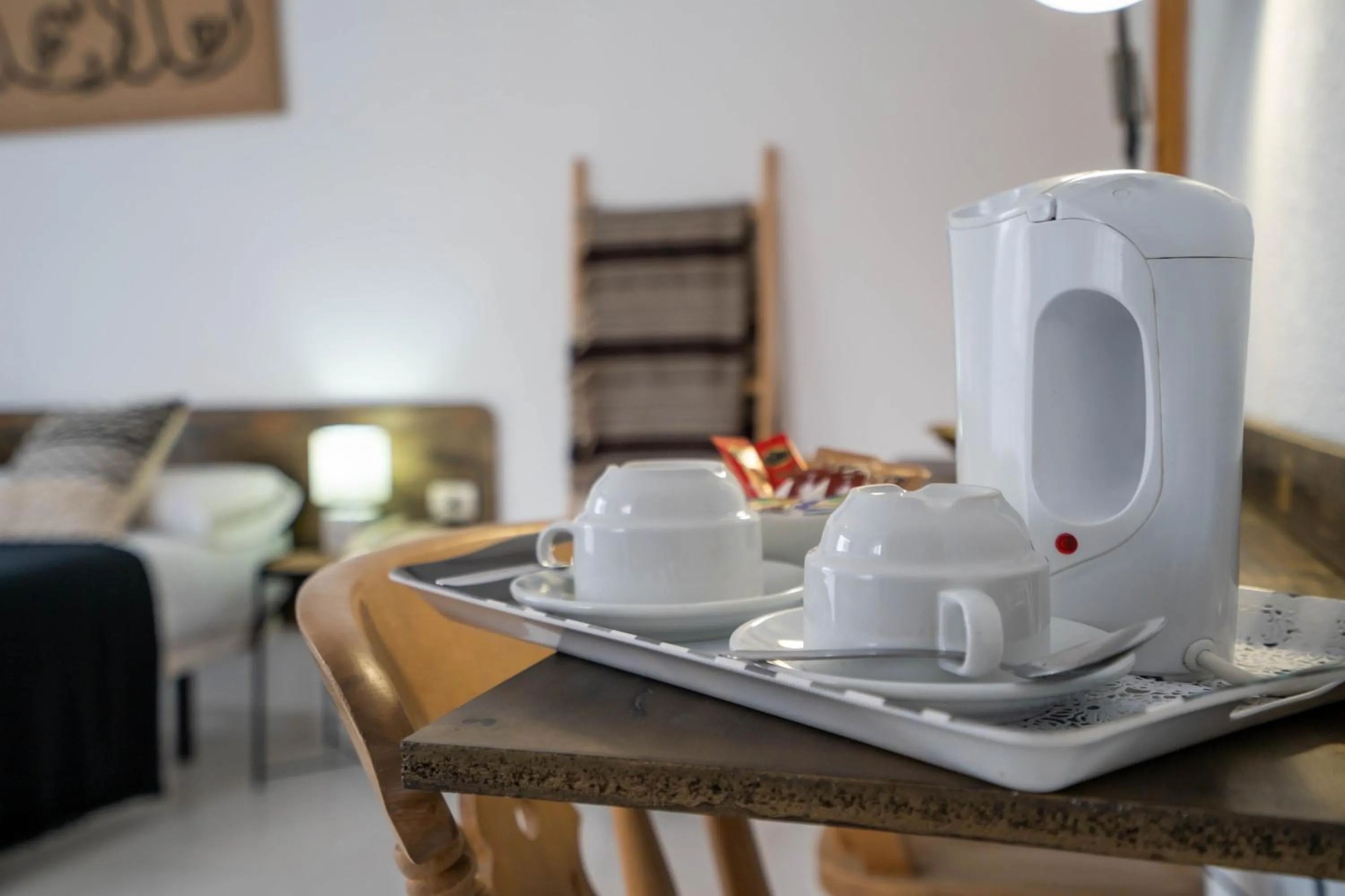Coffee/tea facilities in LOS NAREJOS Hotel