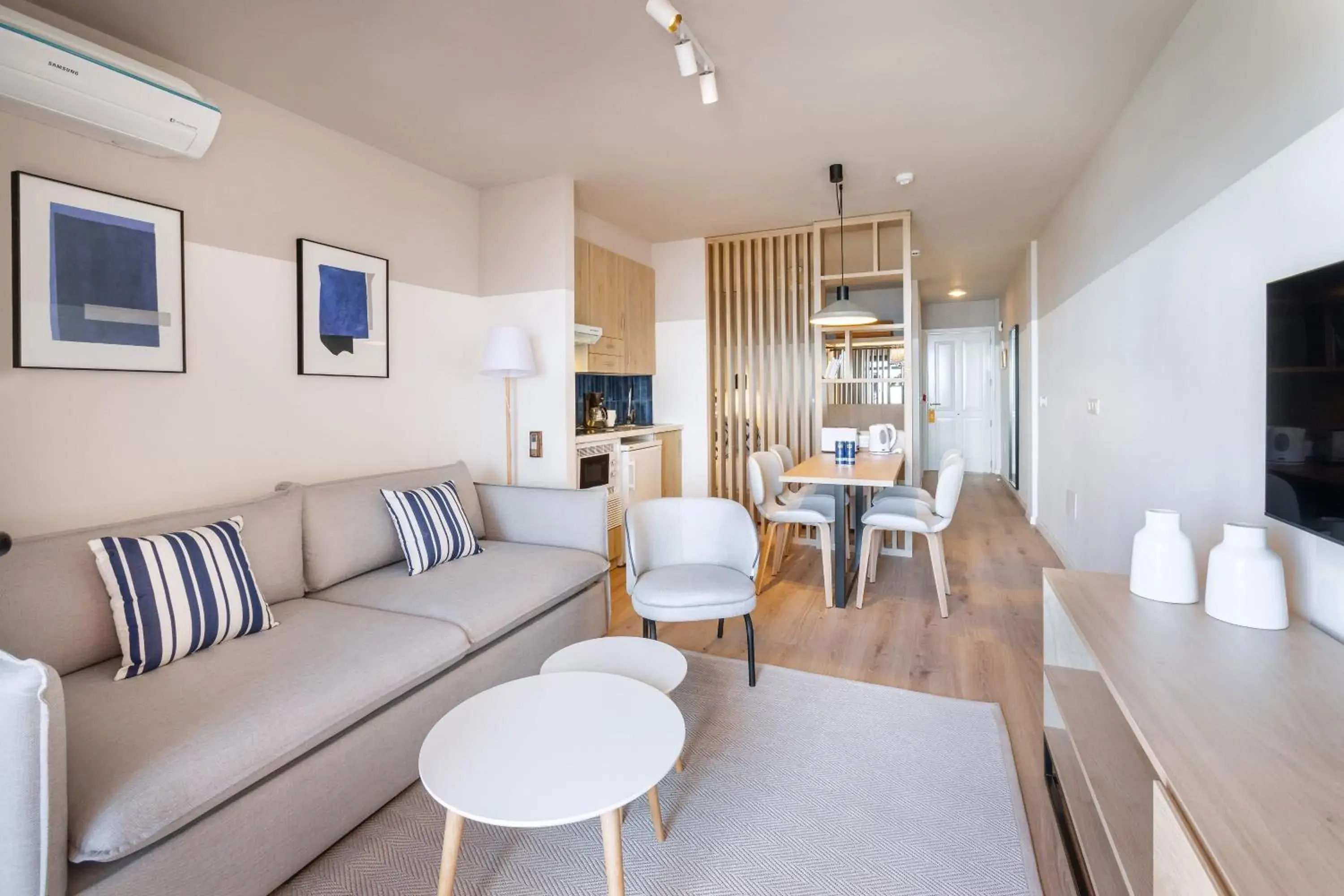 Property building in Sol Sun Beach Apartamentos Property building in Sol Sun Beach Apartamentos