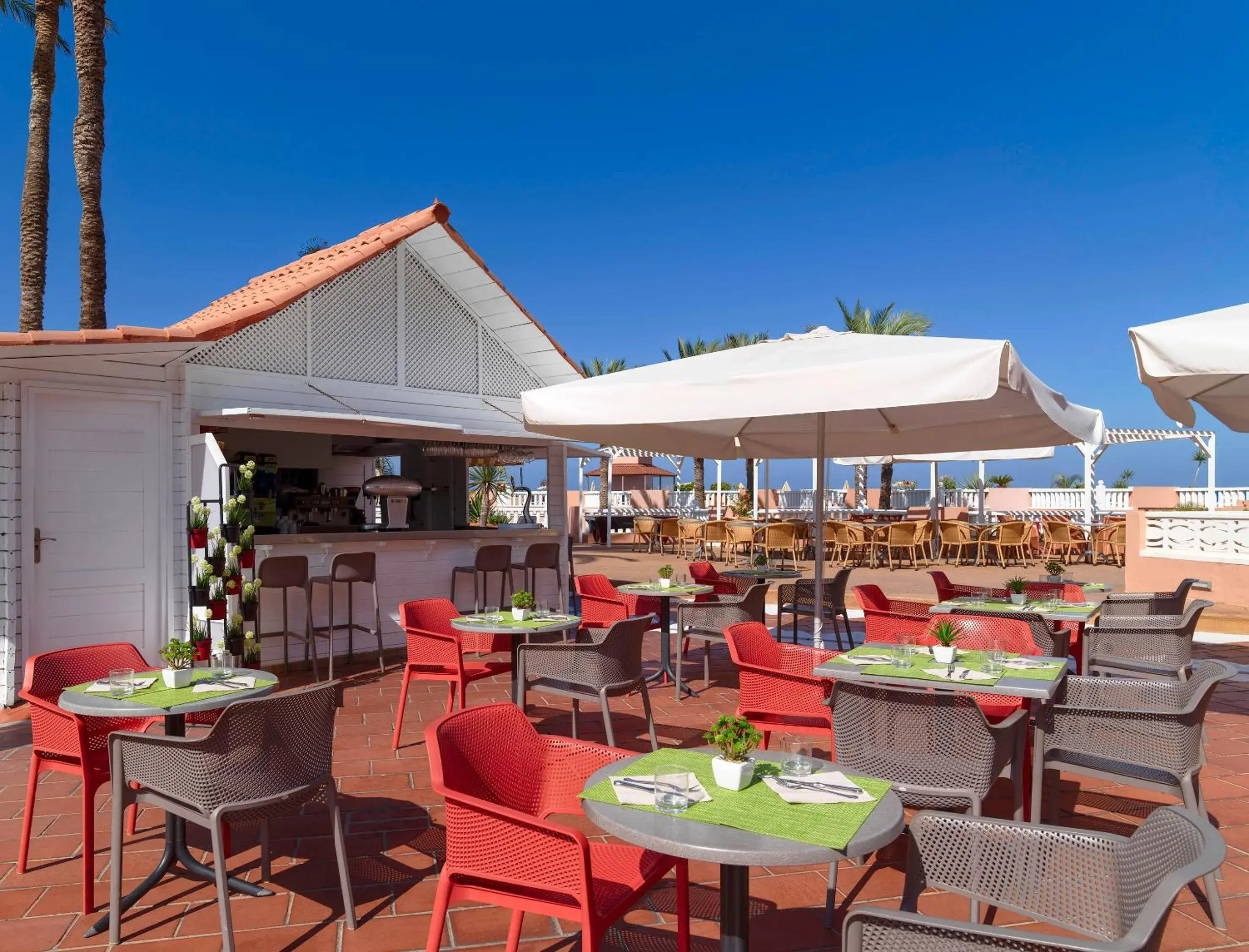 Lounge or bar in Sol Sun Beach Apartamentos Lounge or bar in Sol Sun Beach Apartamentos