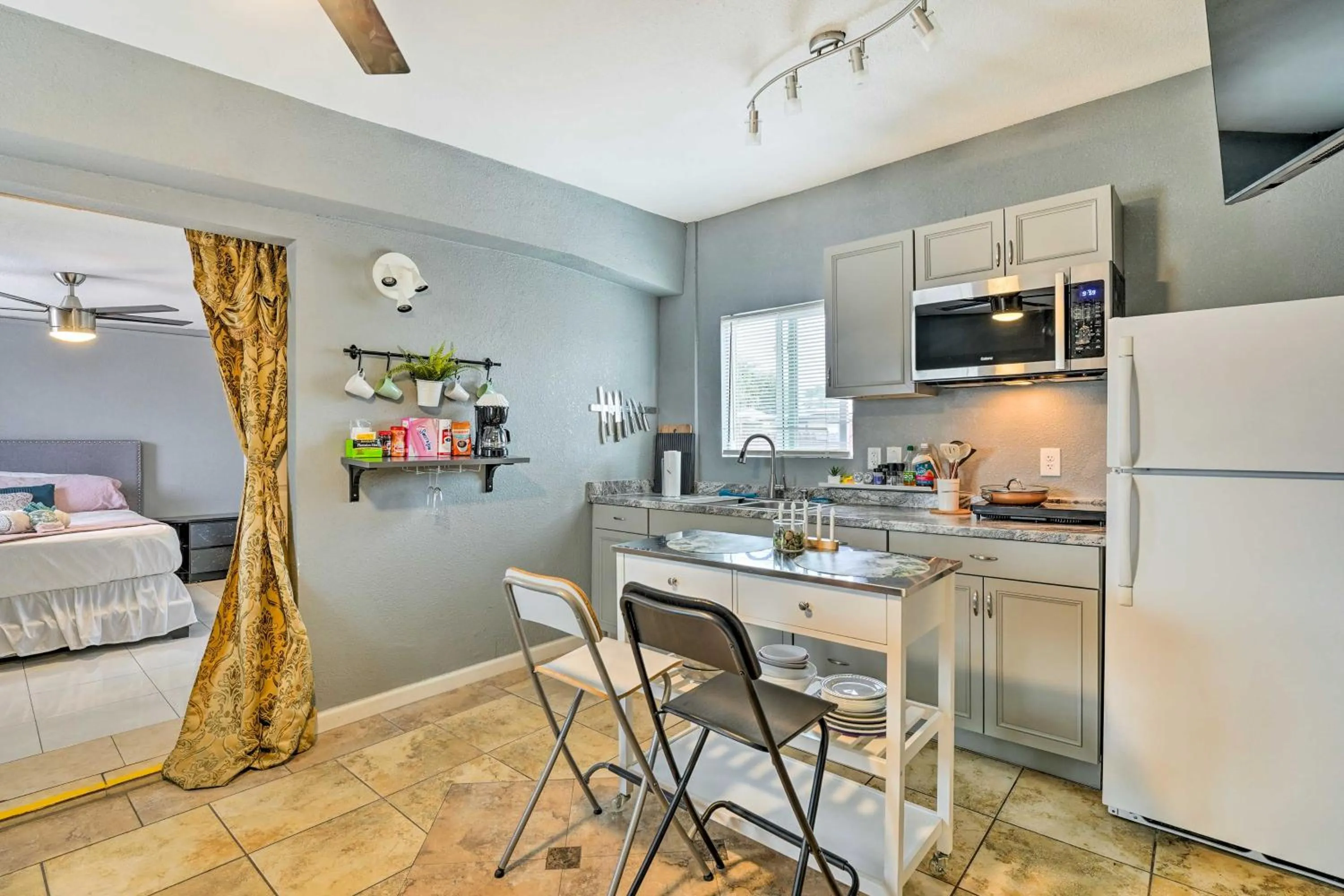 North Las Vegas Studio with Fire Pit 10 Mi to Strip