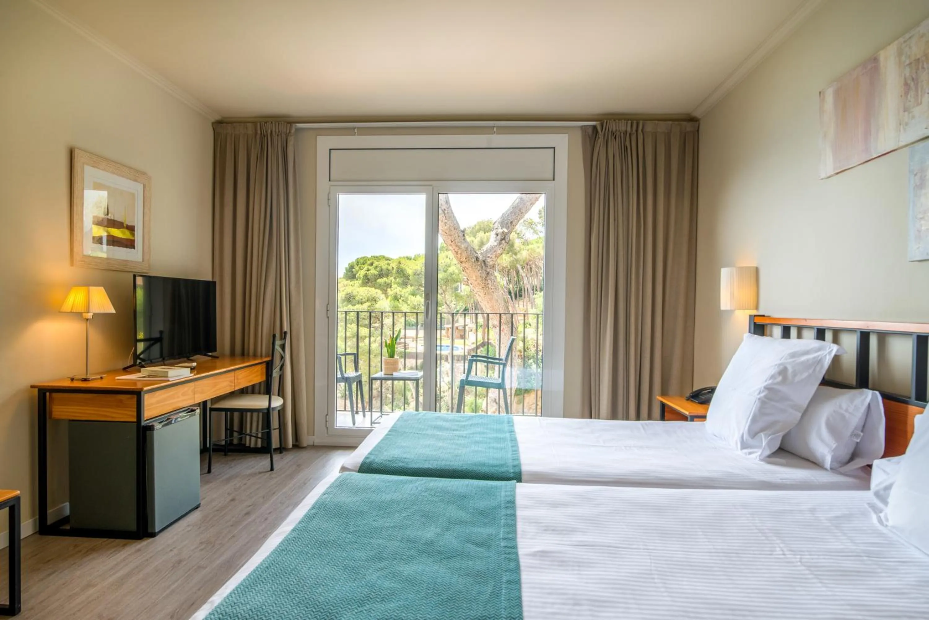 Bed in Hotel Hostalillo by Escampa Hotels