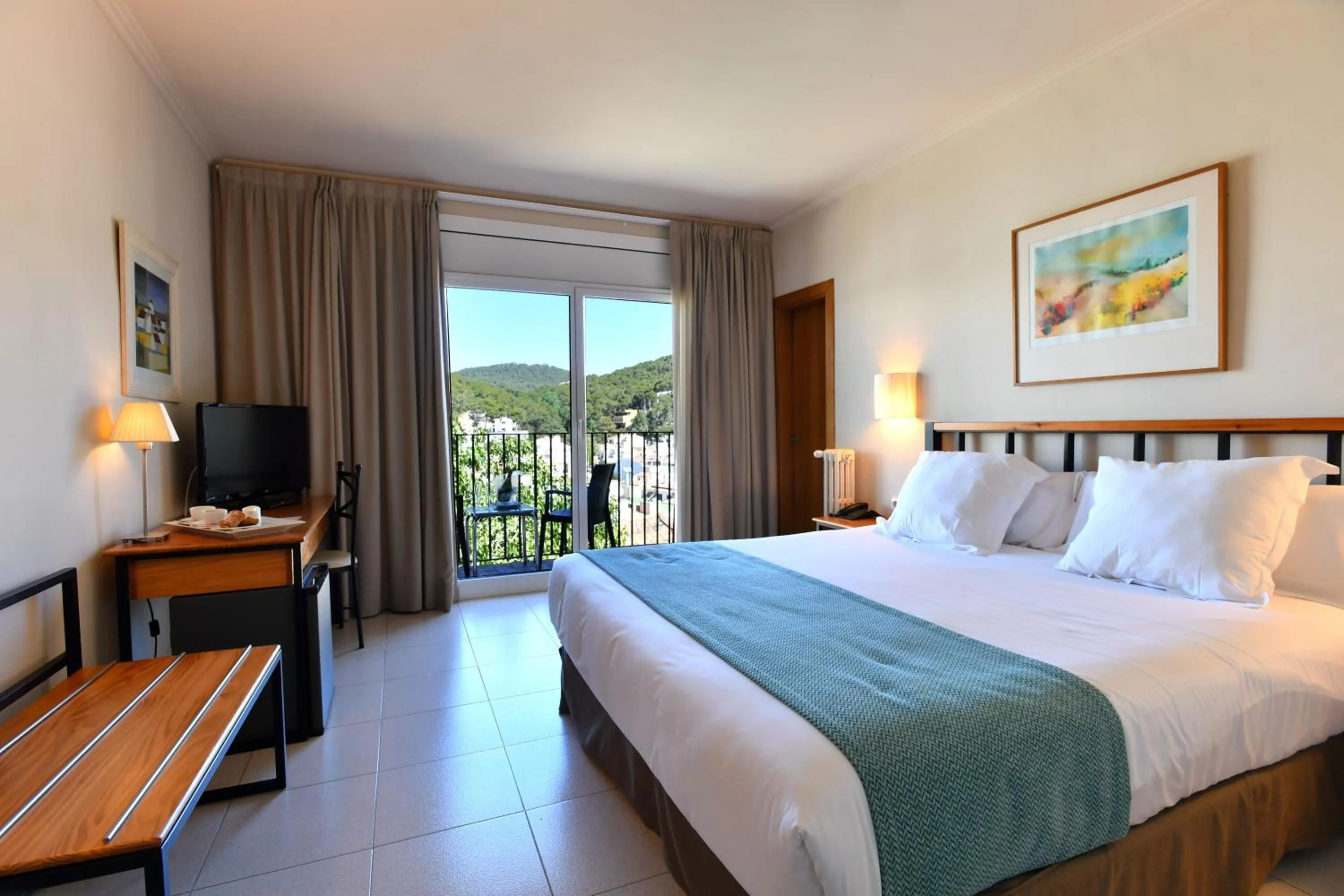 Bed in Hotel Hostalillo by Escampa Hotels