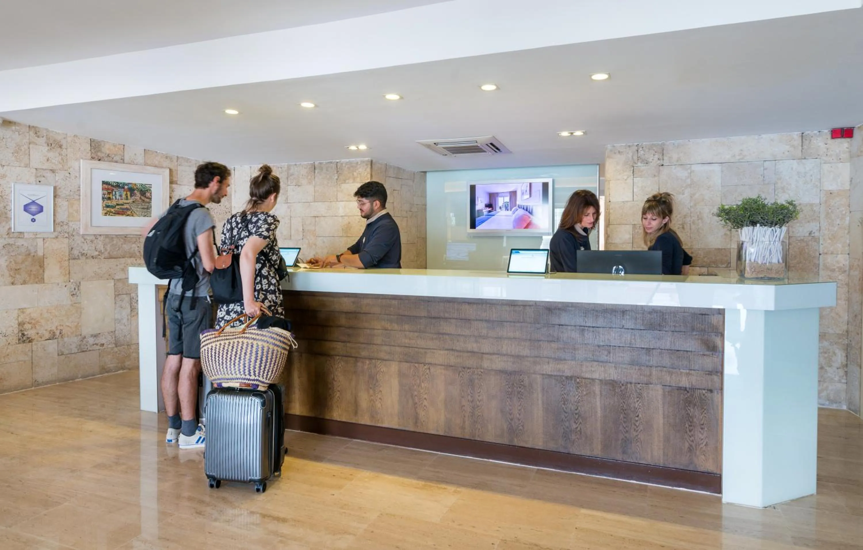 Lobby or reception in Hotel Hostalillo by Escampa Hotels