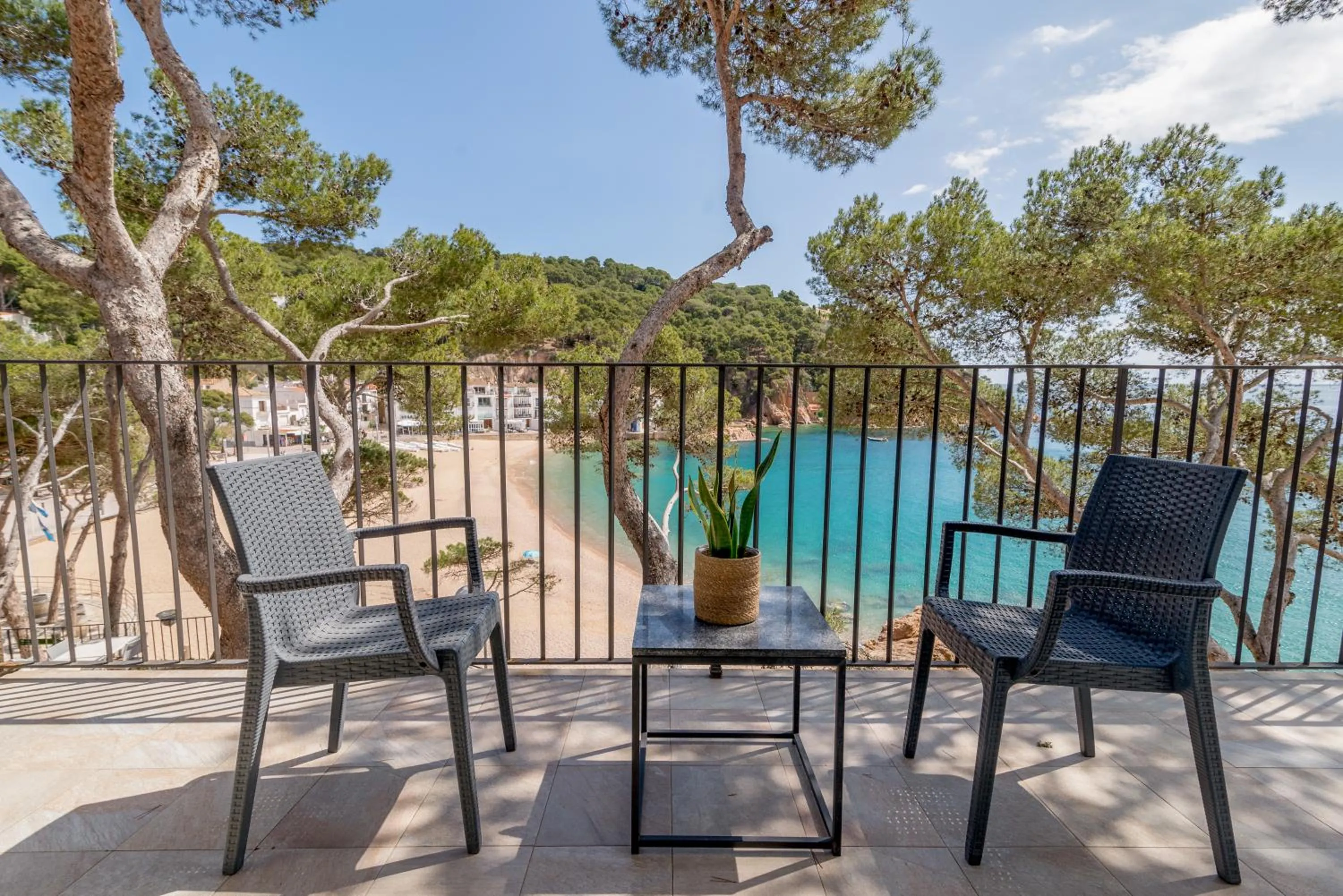 Balcony/Terrace in Hotel Hostalillo by Escampa Hotels