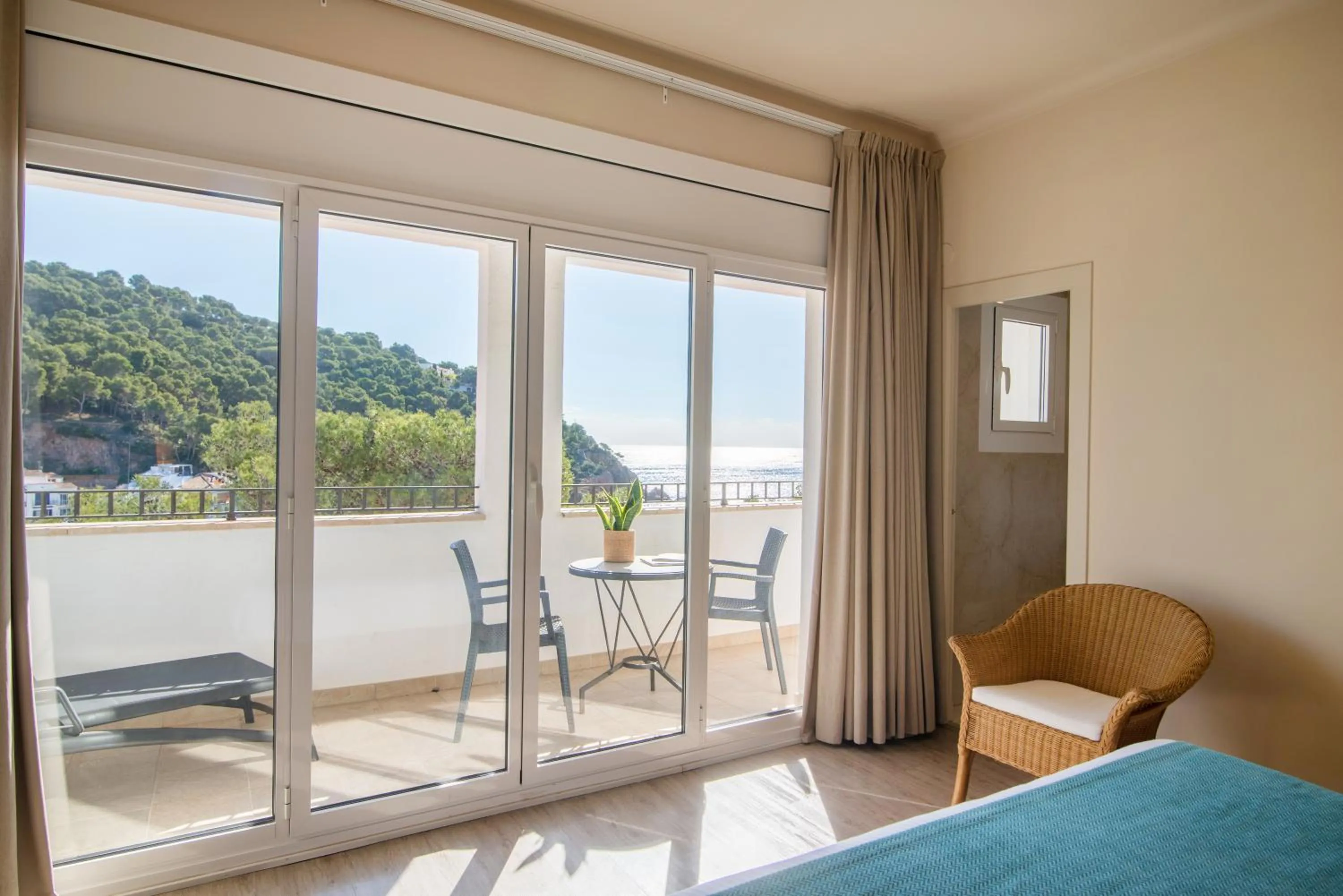 Balcony/Terrace in Hotel Hostalillo by Escampa Hotels