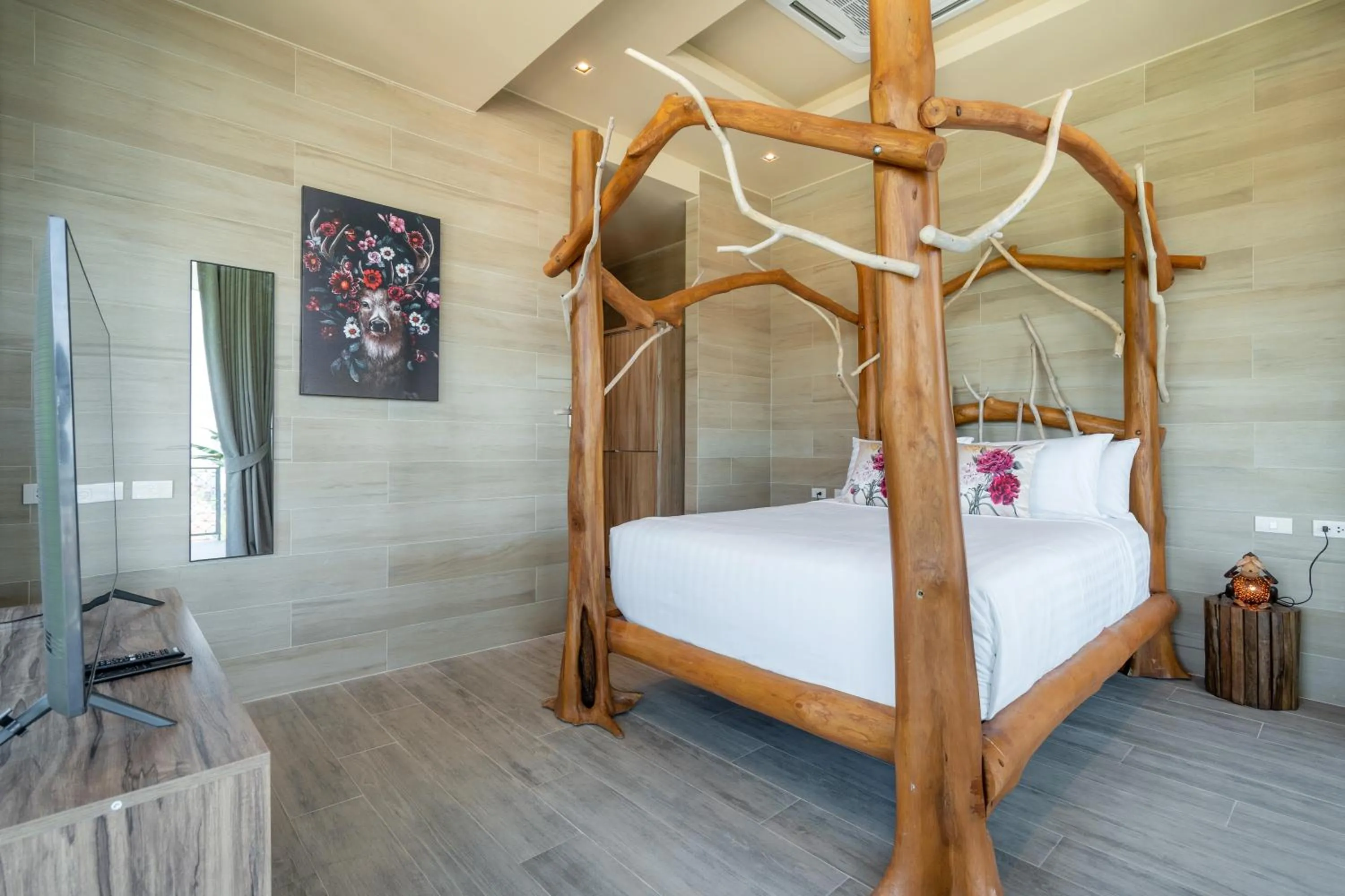 Bed in Three Monkeys Villas