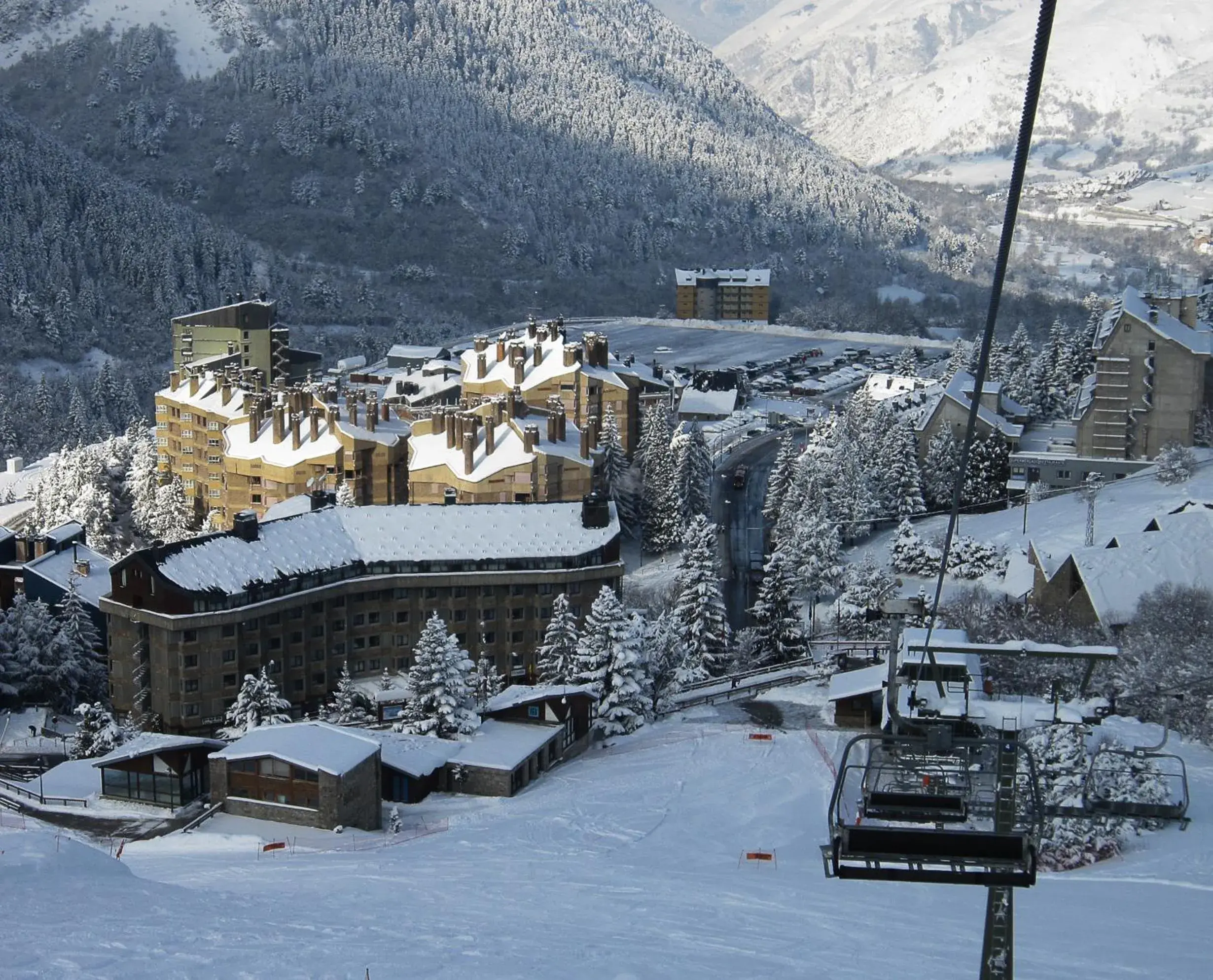 Bird's eye view in Tuc Blanc Bird's eye view in Tuc Blanc