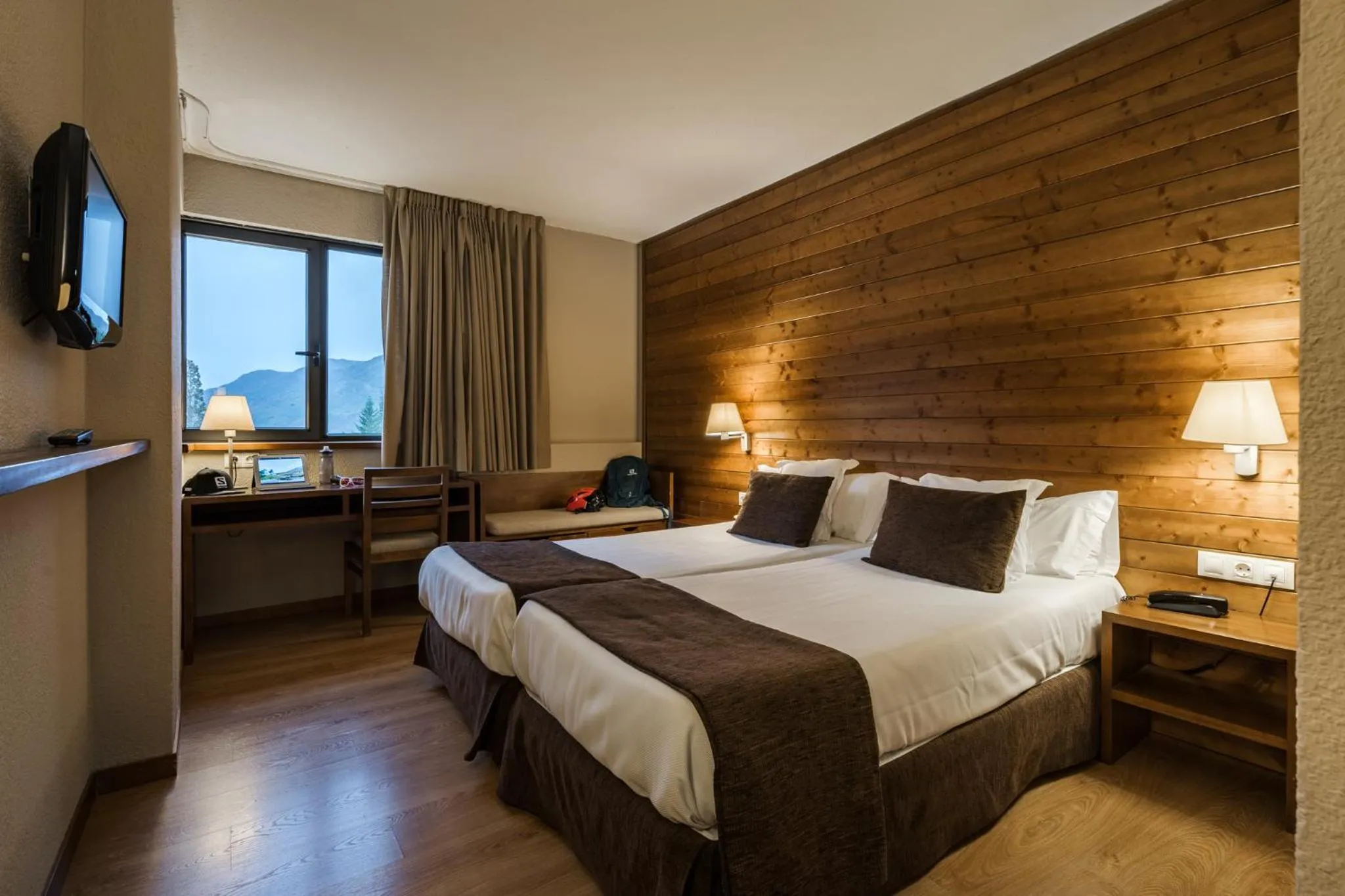 Bedroom, Bed in Tuc Blanc