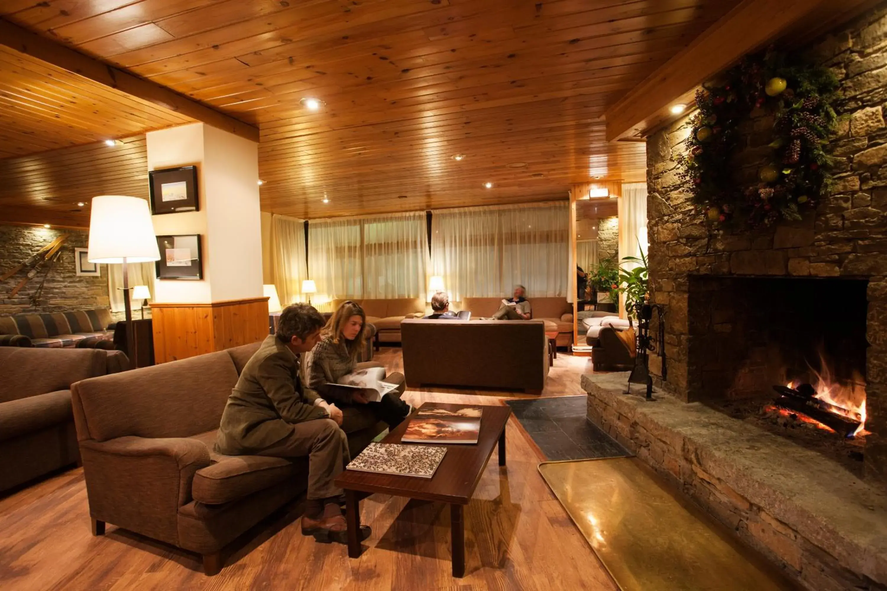 Lounge or bar in Tuc Blanc Lounge or bar in Tuc Blanc