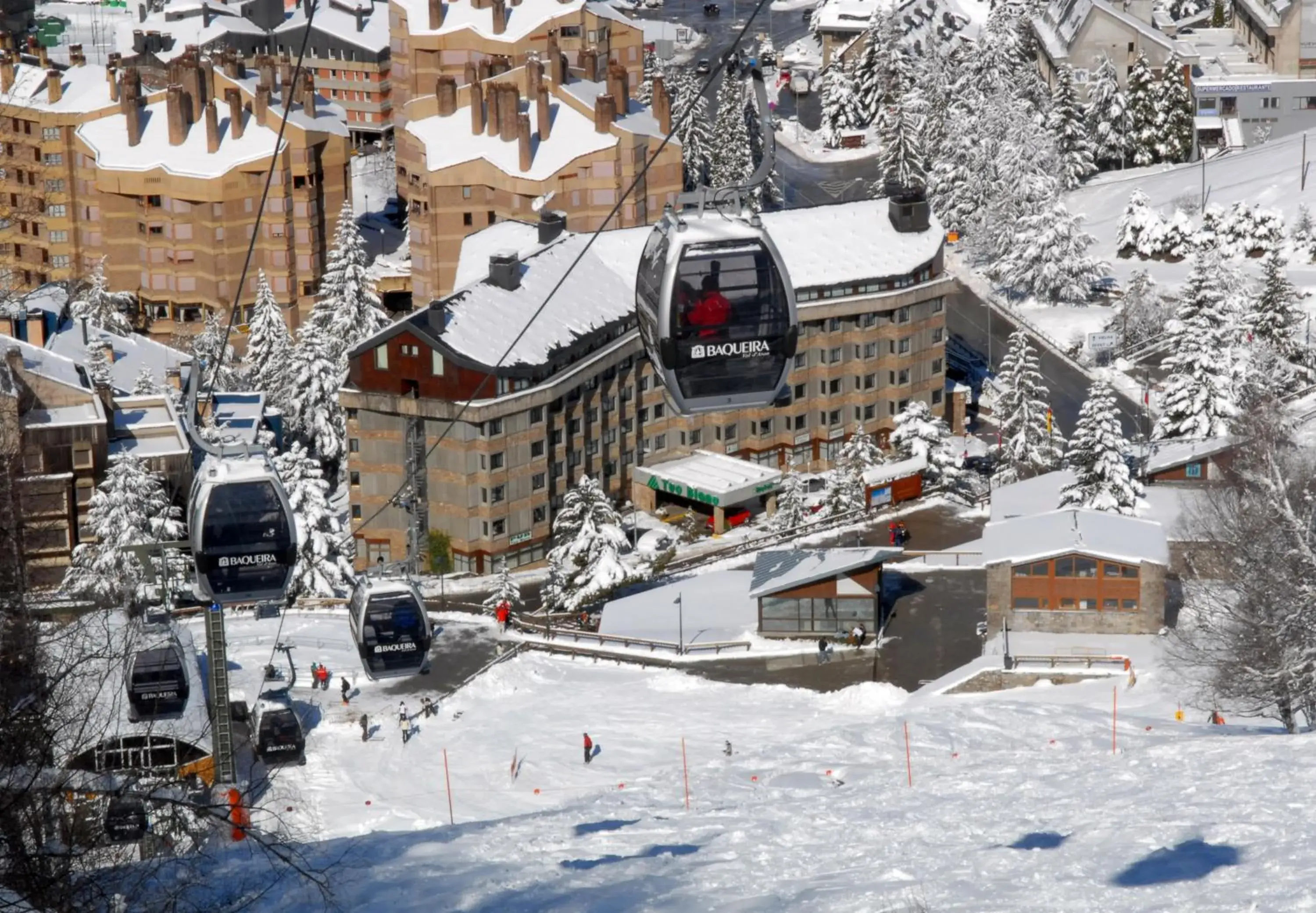 Property building in Tuc Blanc Property building in Tuc Blanc