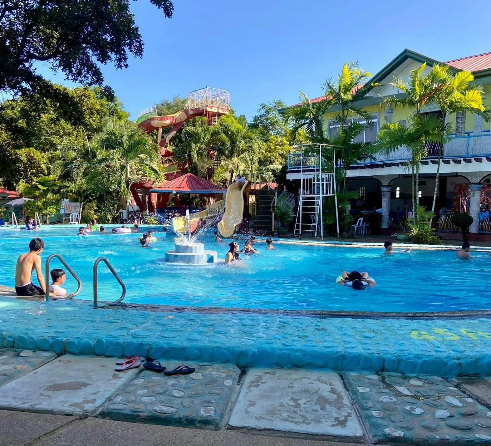Angela's Pool Resort
