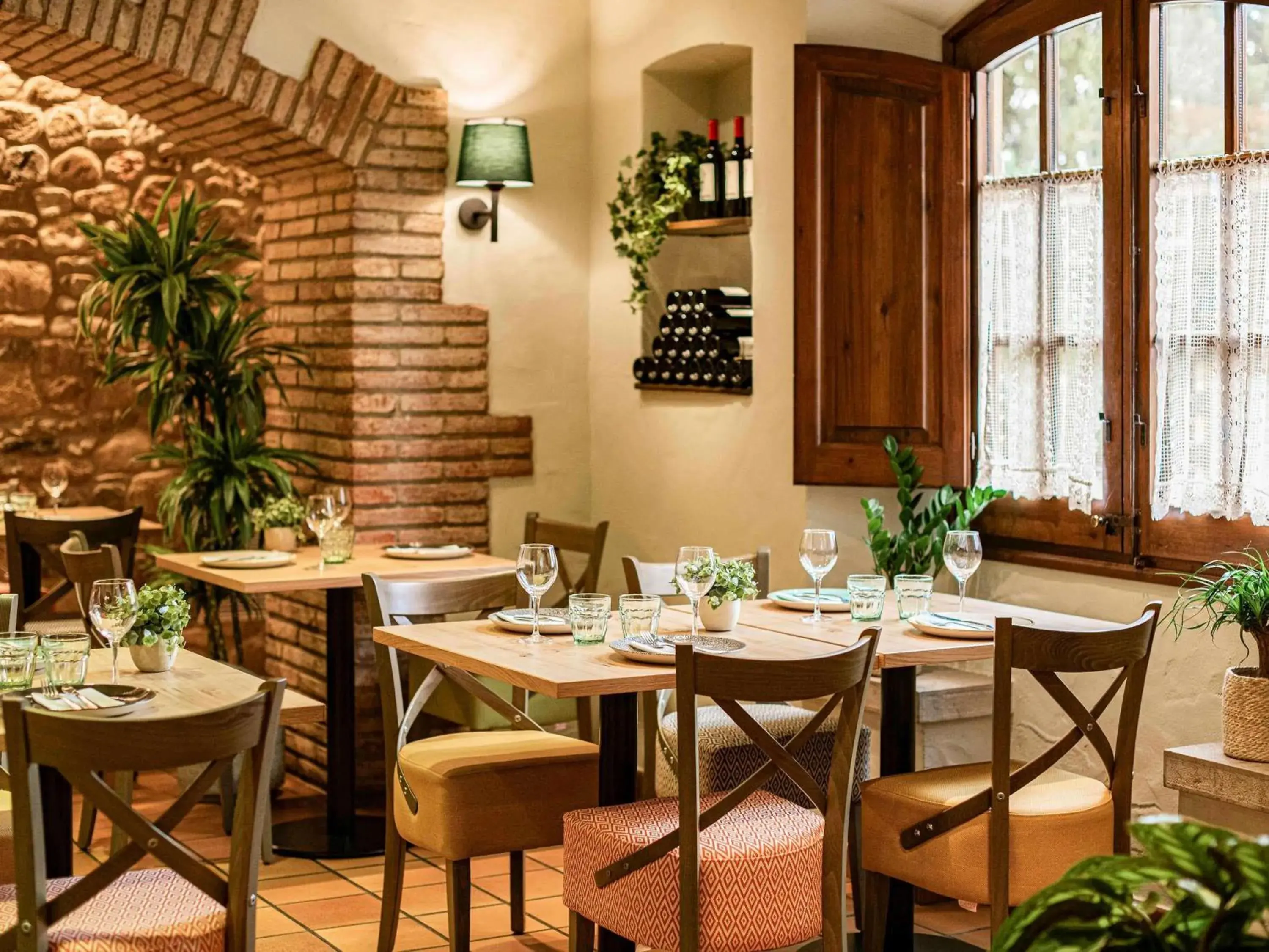 Restaurant/places to eat in Ibis Styles Figueres Ronda Restaurant/places to eat in Ibis Styles Figueres Ronda