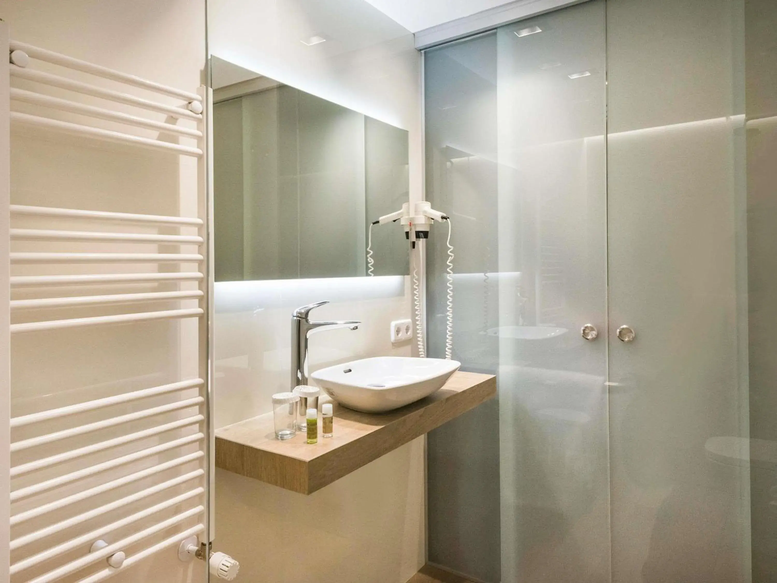 Bedroom in Ibis Styles Figueres Ronda Bedroom in Ibis Styles Figueres Ronda