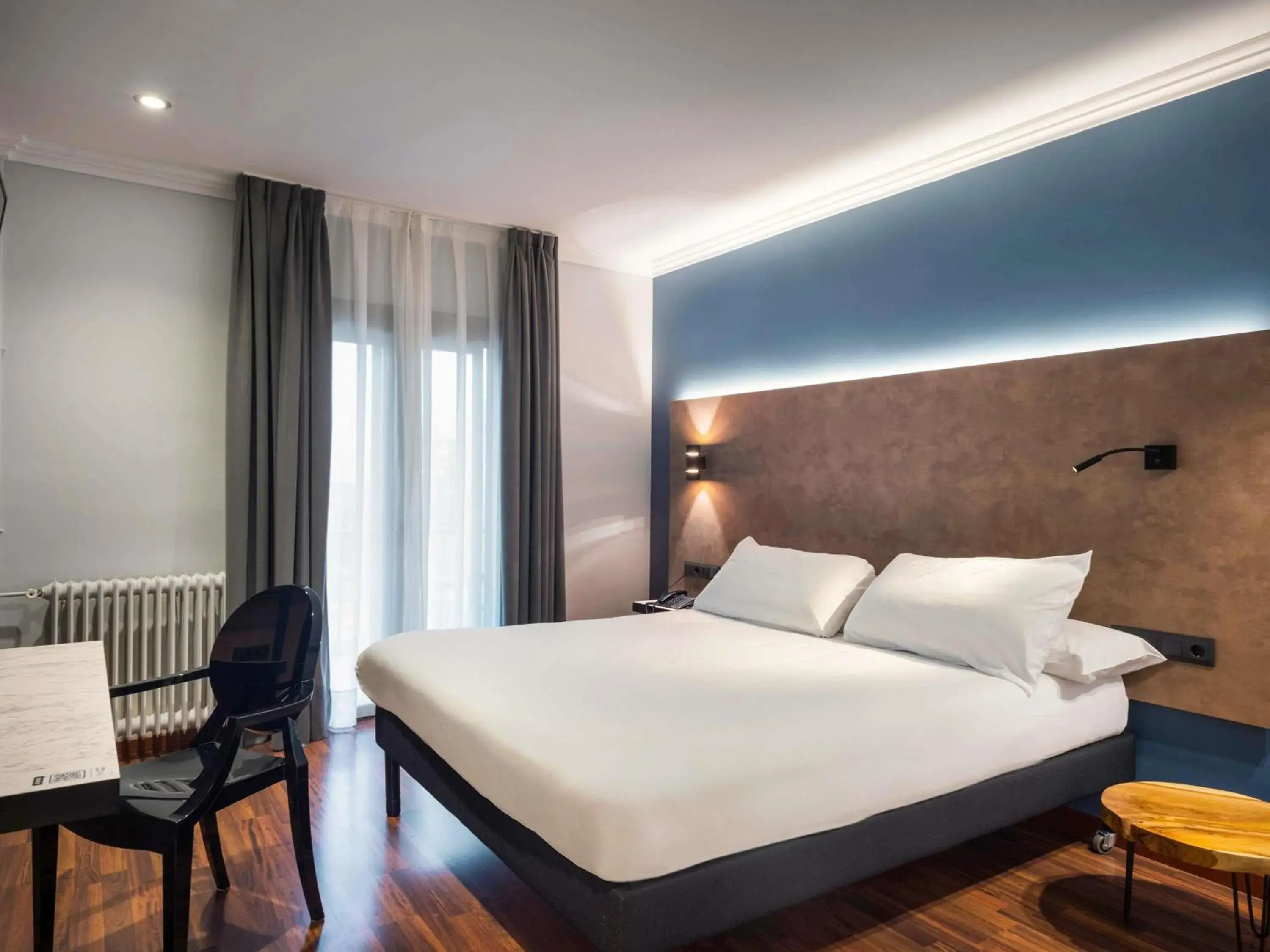 Bedroom, Bed in Ibis Styles Figueres Ronda Bedroom, Bed in Ibis Styles Figueres Ronda