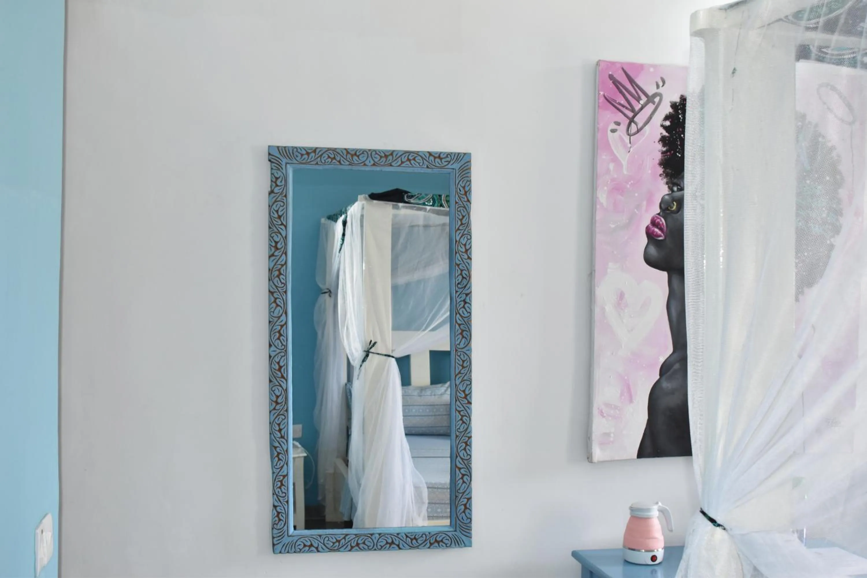 Decorative detail in Pineapple House