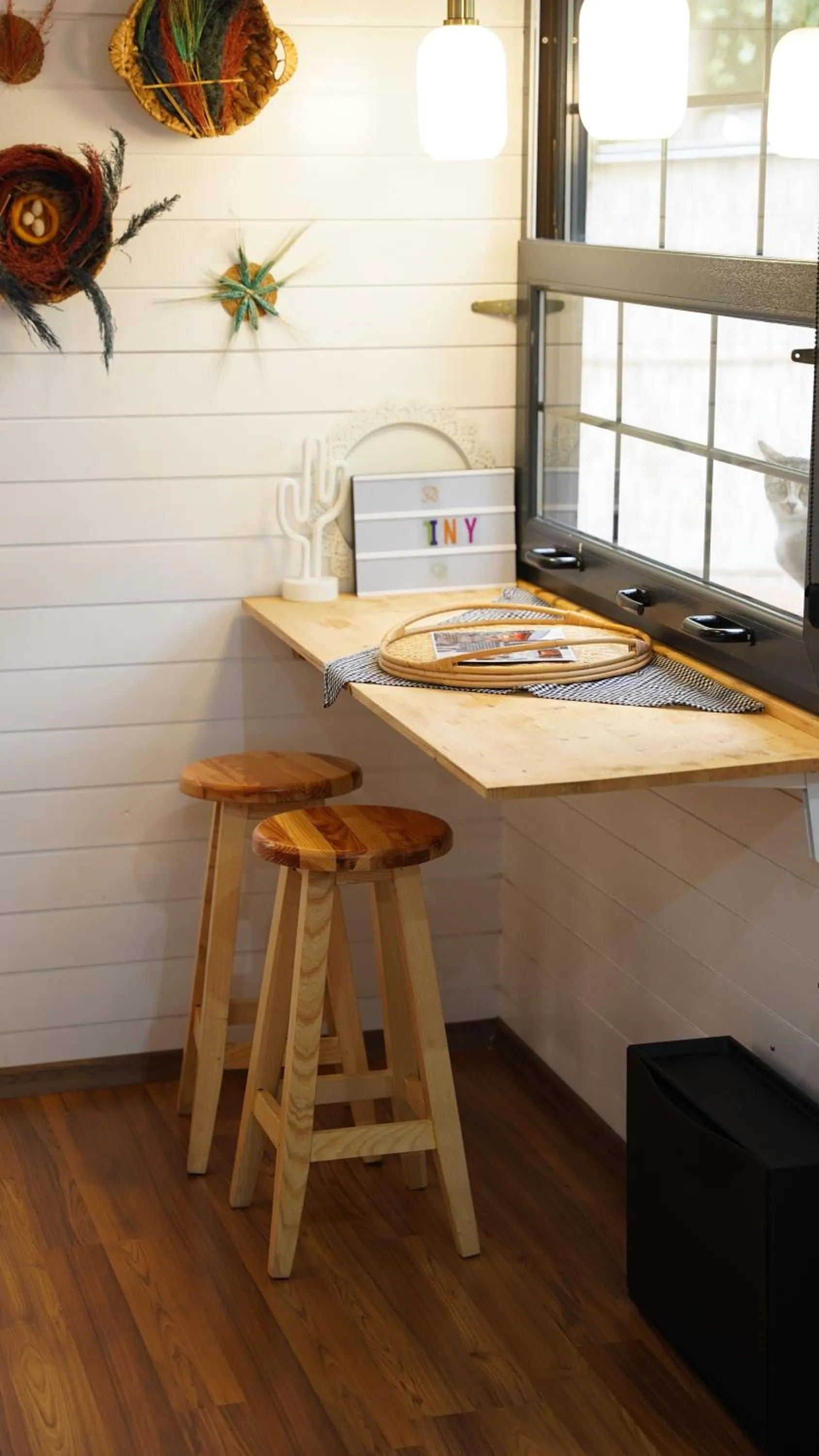 Dining area in Pentalow Cabin