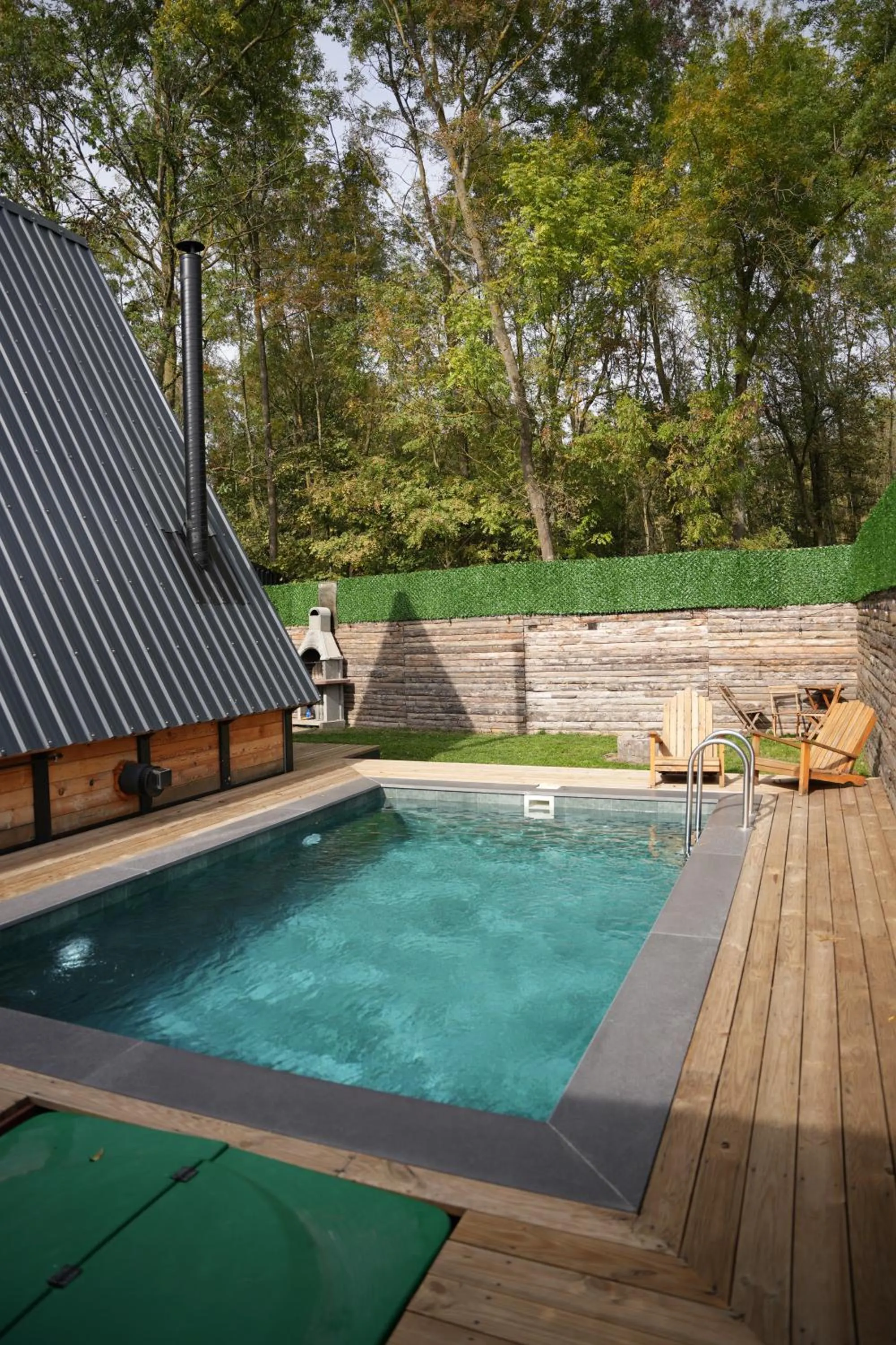 Day in Pentalow Cabin