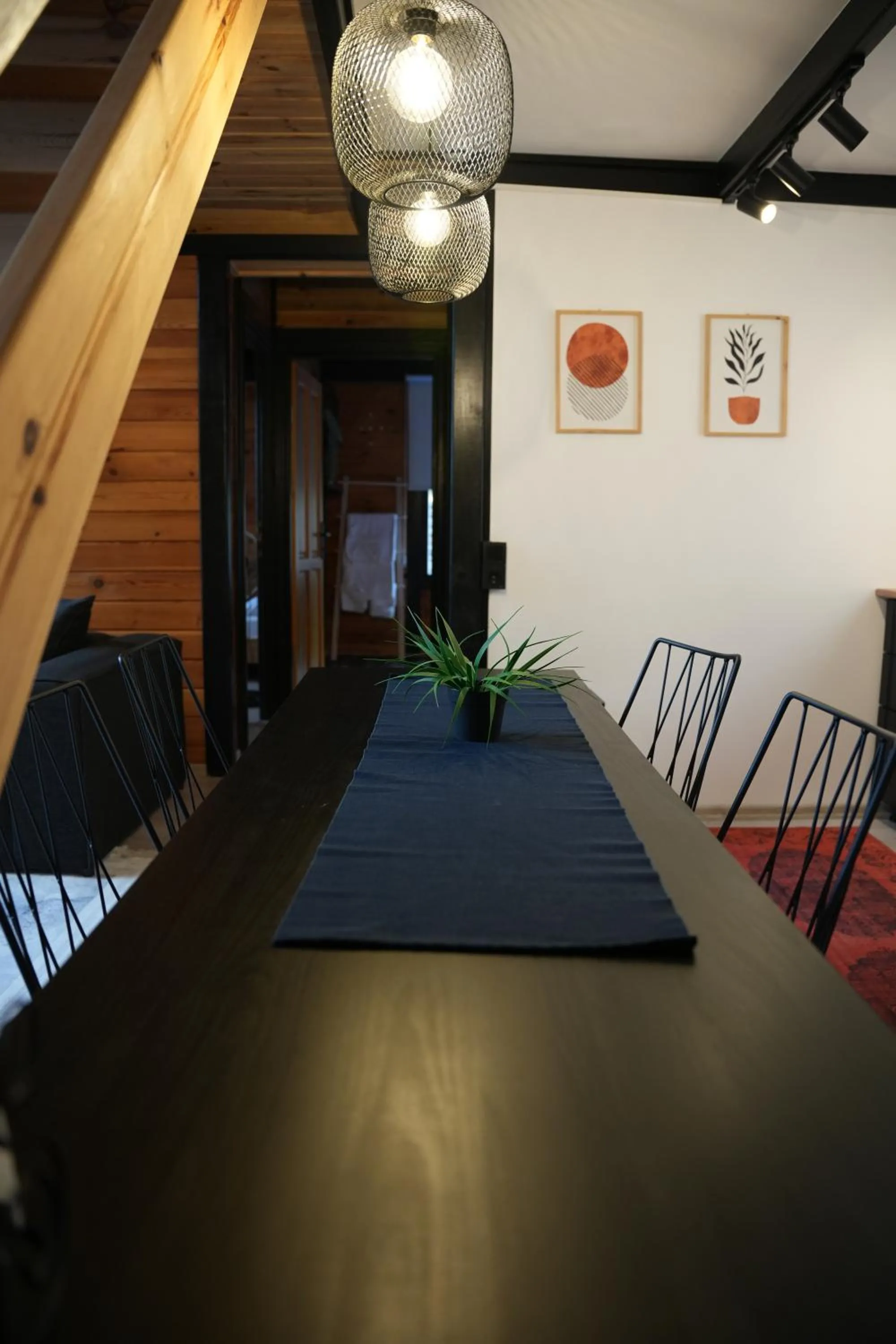 Seating area in Pentalow Cabin