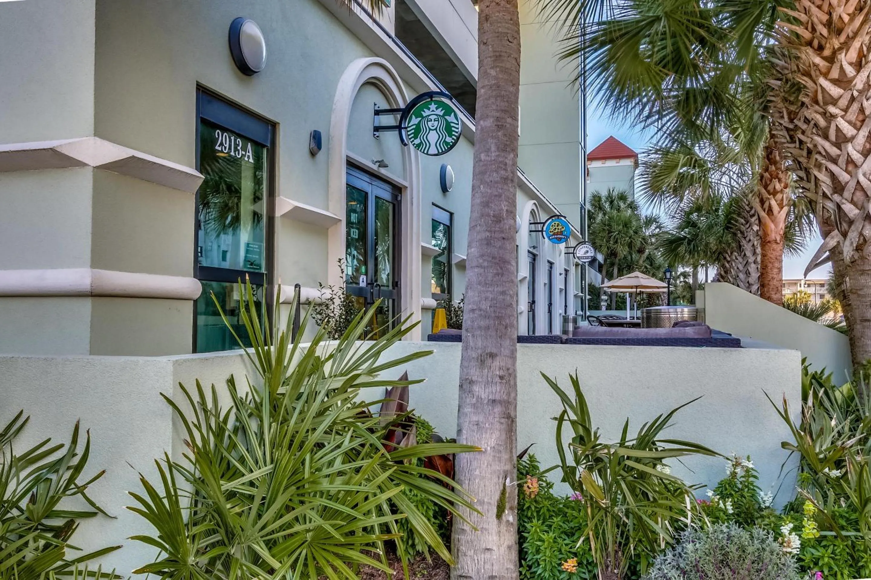 Caribbean Resort -803