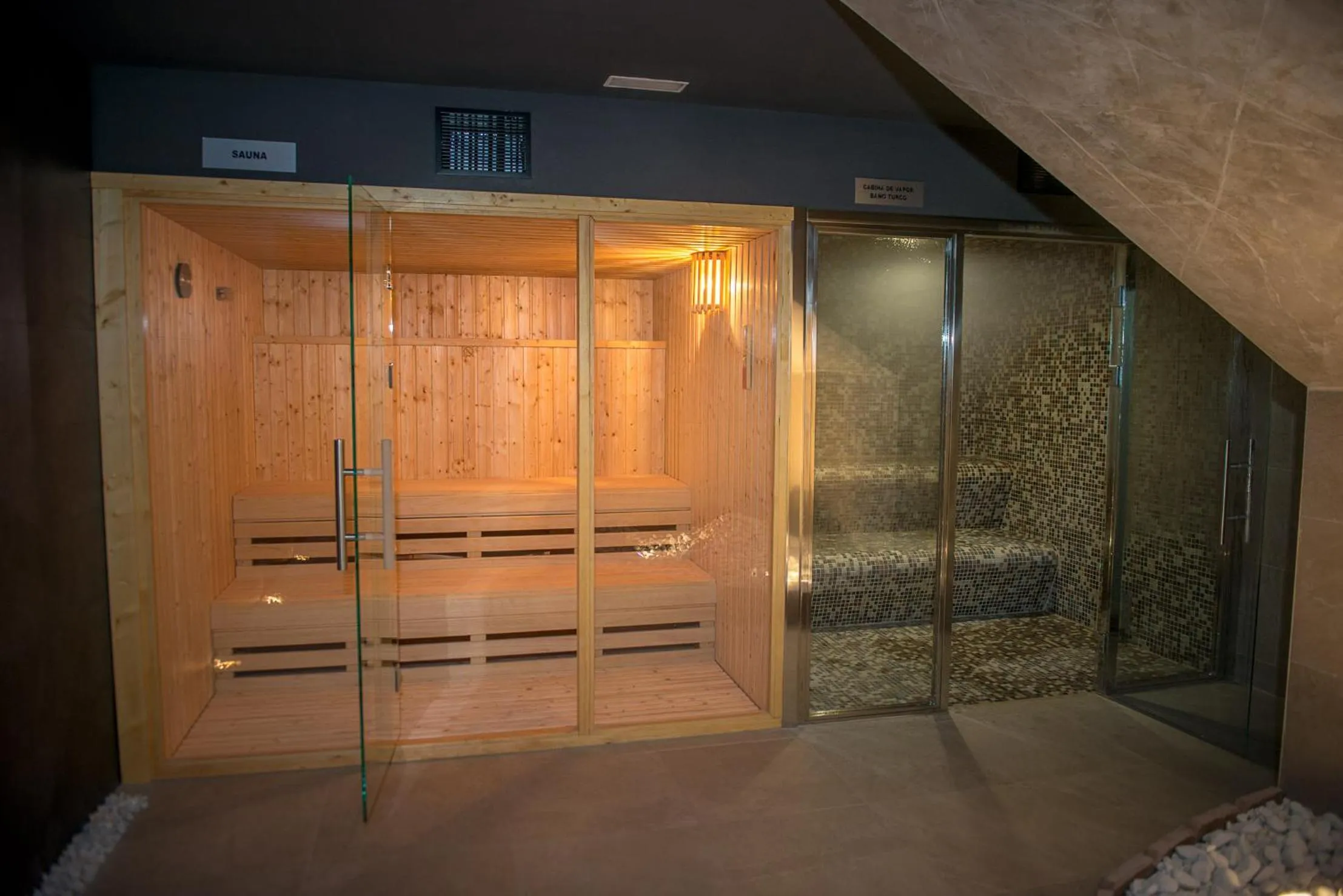 Spa and wellness centre/facilities in Oroel Hotel & SPA