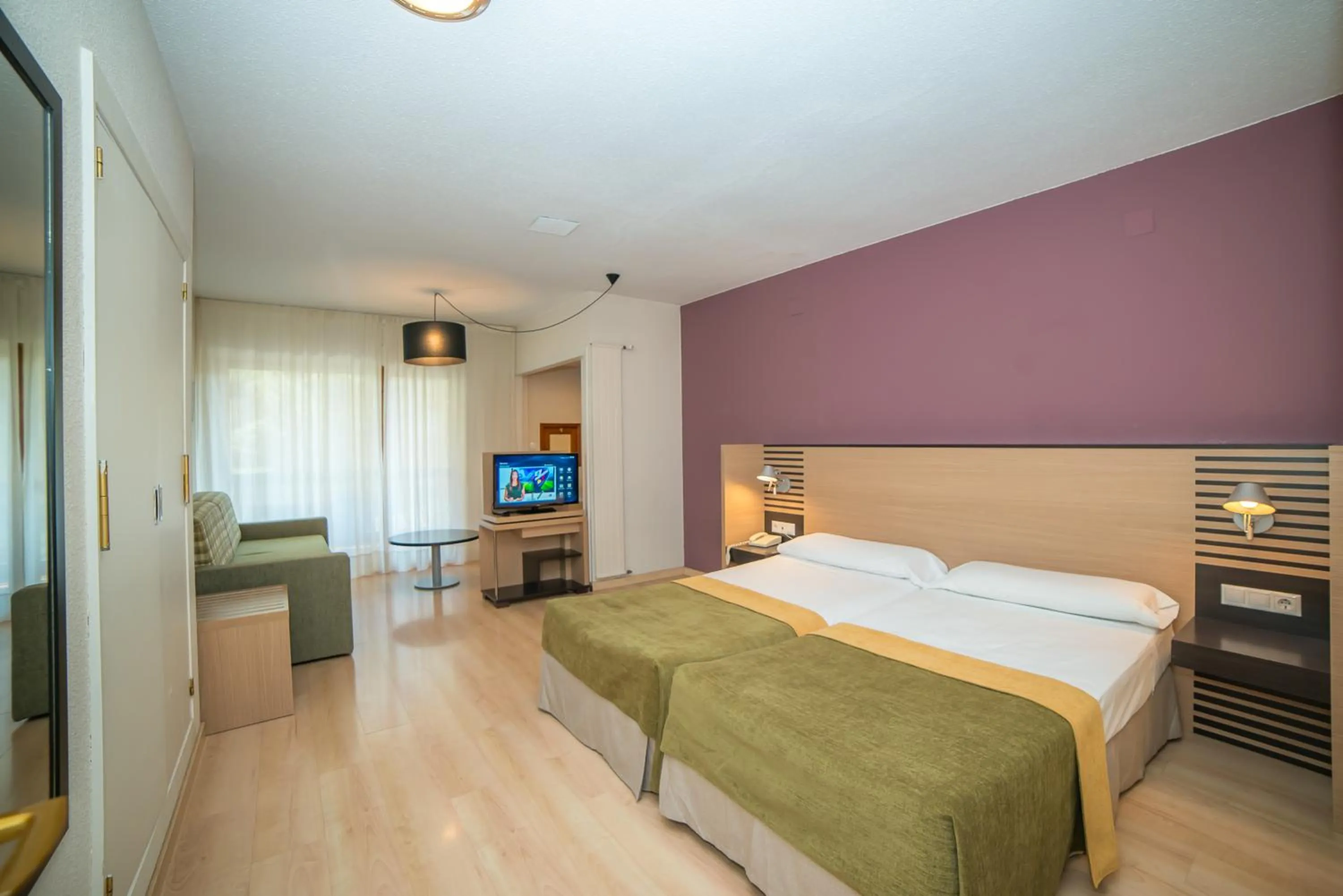 Photo of the whole room, Bed in Oroel Hotel & SPA