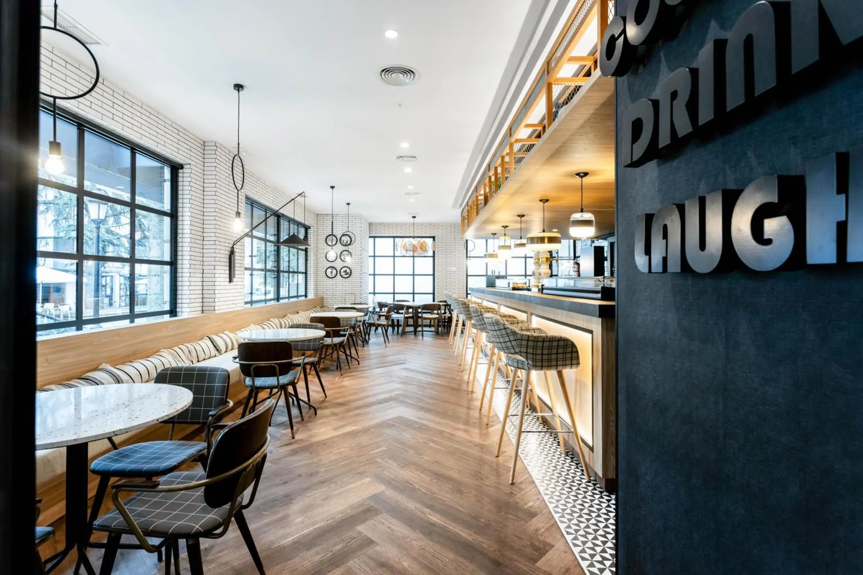 Restaurant/places to eat in Oroel Hotel & SPA Restaurant/places to eat in Oroel Hotel & SPA