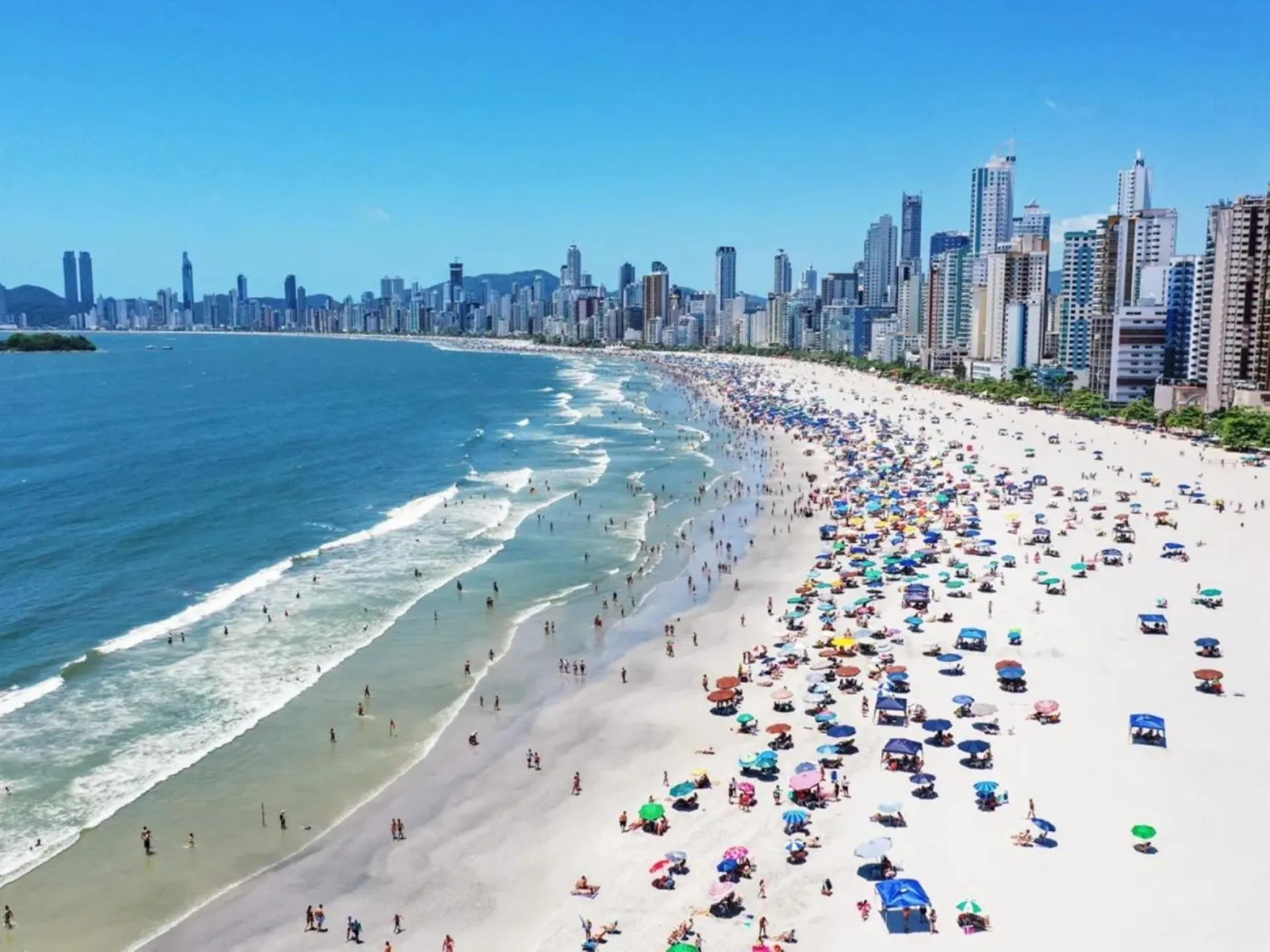 Beach in Apto Texas em Balneário Camboriú-SC
