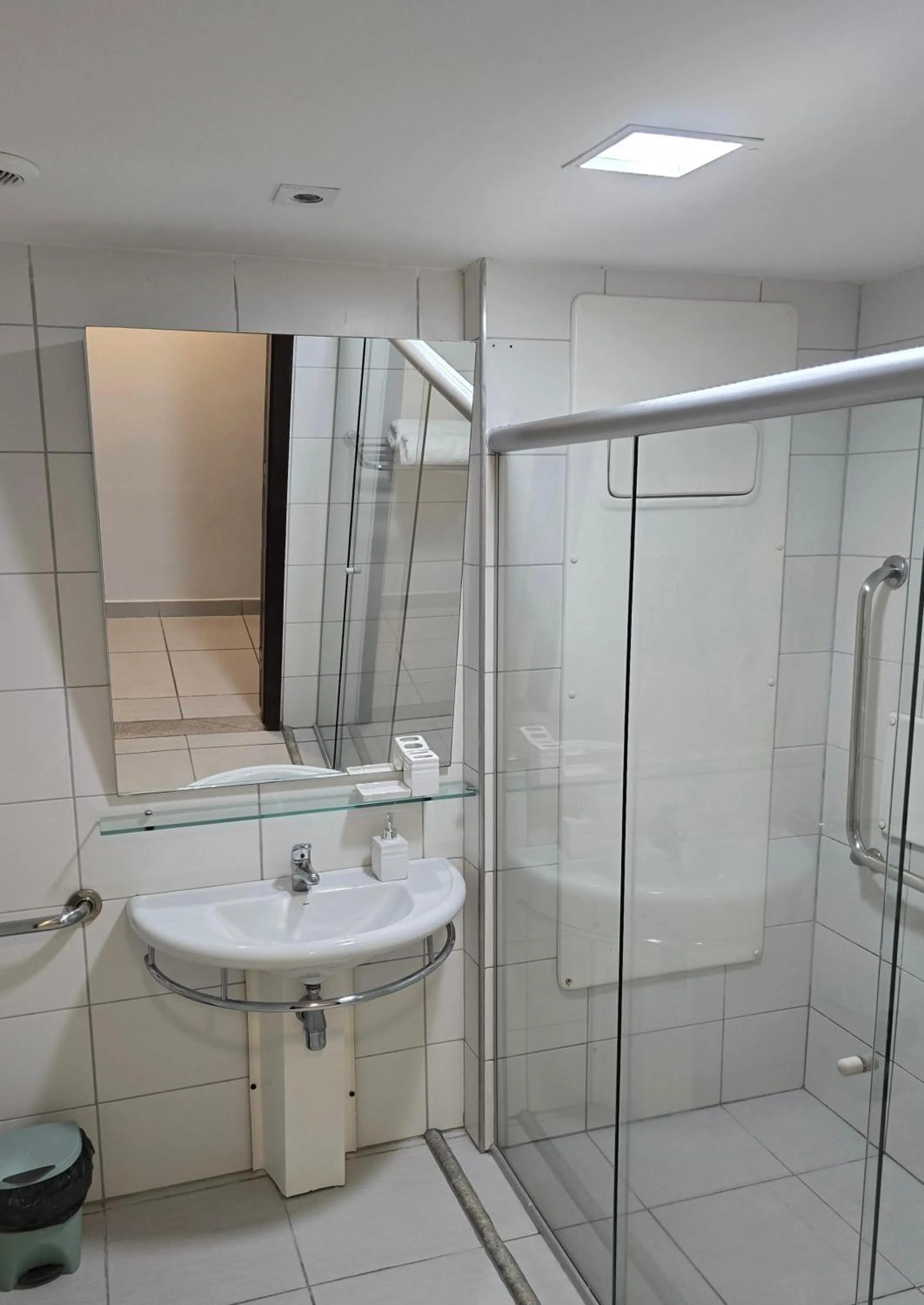 Beach Class Executive