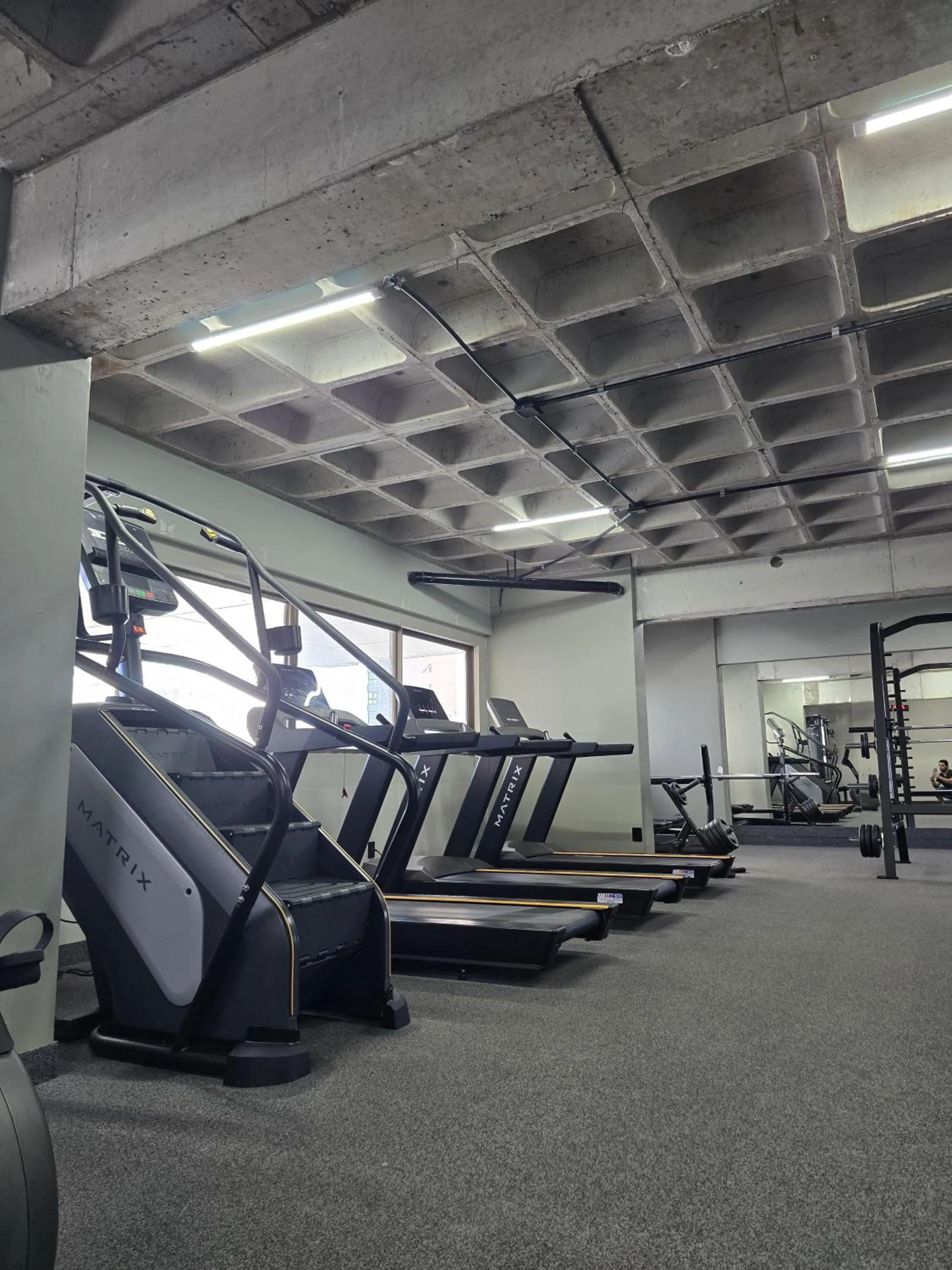 Beach Class Executive